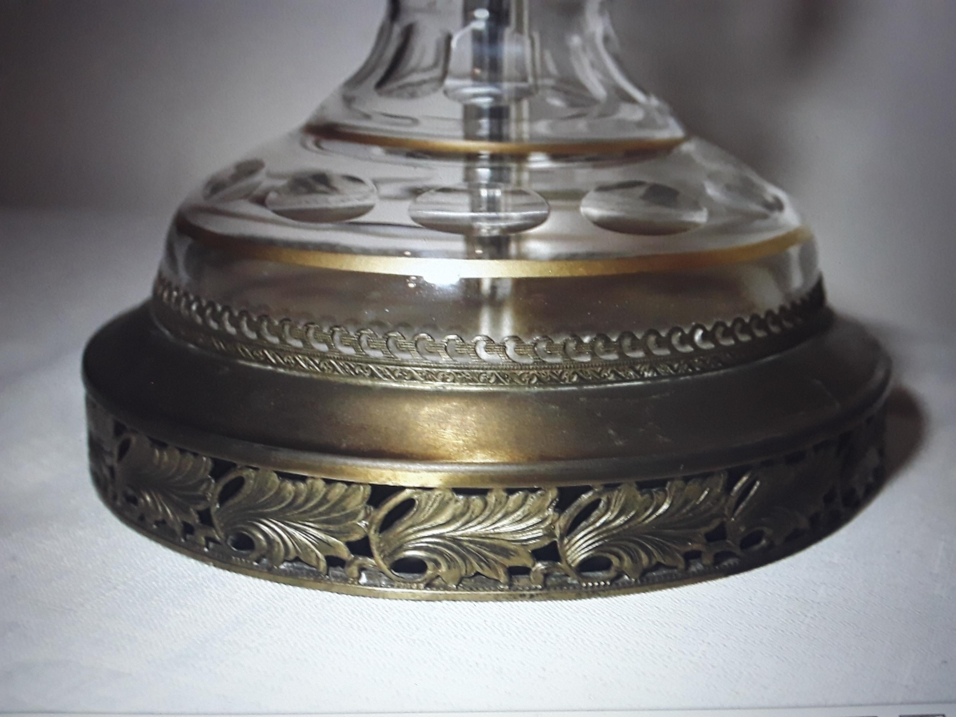 Lampe de bureau Art Déco autrichienne des années 1920 en cristal/or à bandes florales attribuée à Josef Hoffmann en vente 3