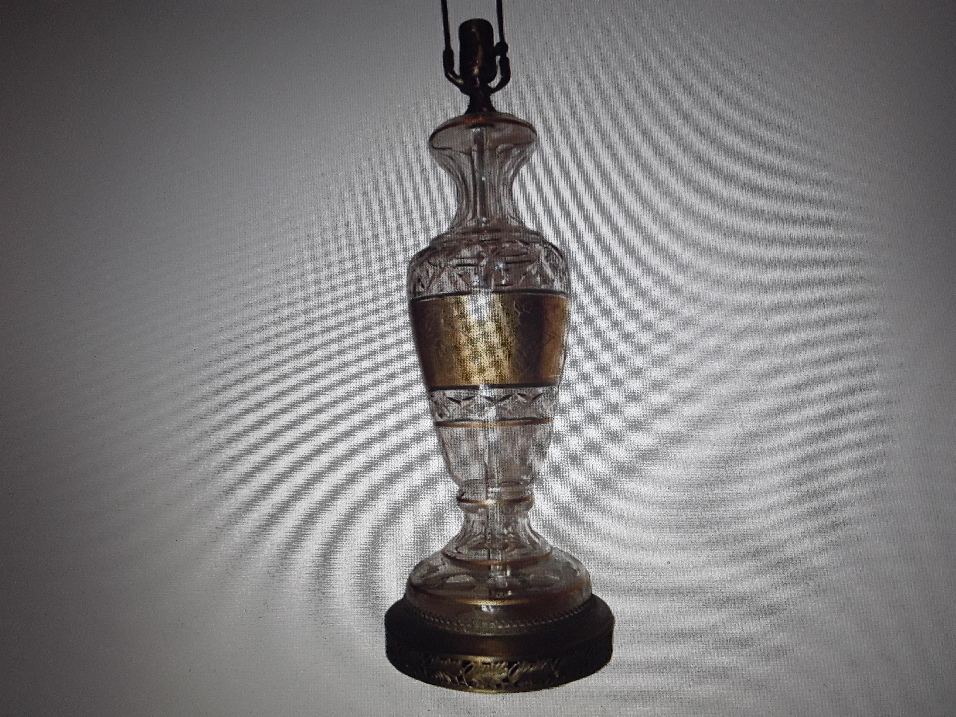 Lampe de bureau Art Déco autrichienne des années 1920 en cristal/or à bandes florales attribuée à Josef Hoffmann en vente 7