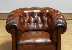Autentico Chesterfield svedese degli anni '20 in pelle patinata marrone e tan