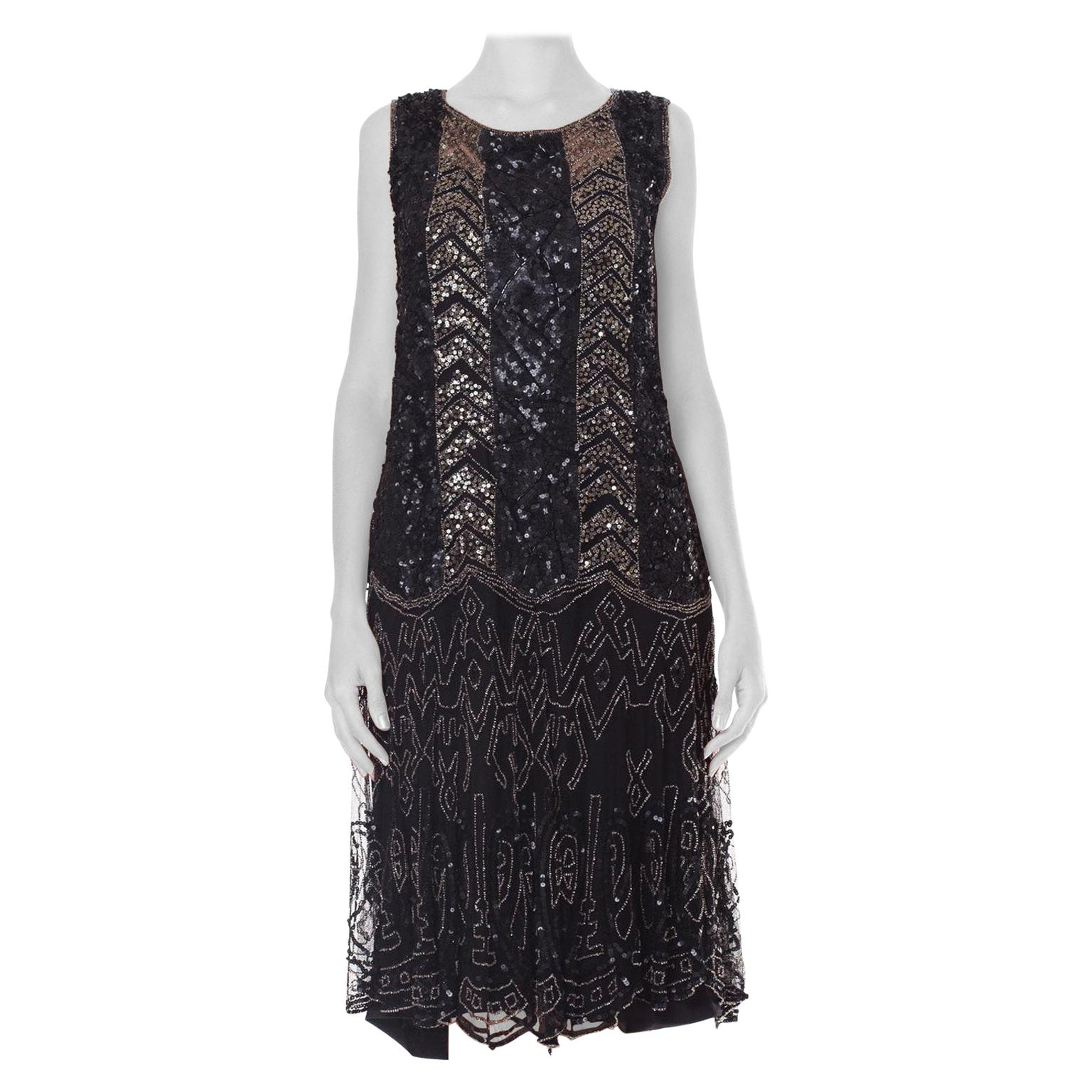 1920S  Black Hand Beaded Silk Net Art Deco Flapper Dress With Chevron Sequin De For Sale