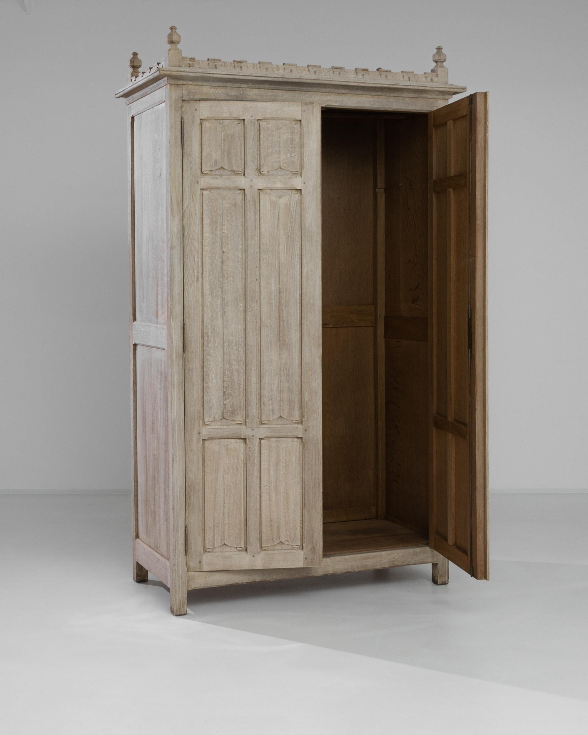 1920s Belgian Bleached Oak Cabinet 3