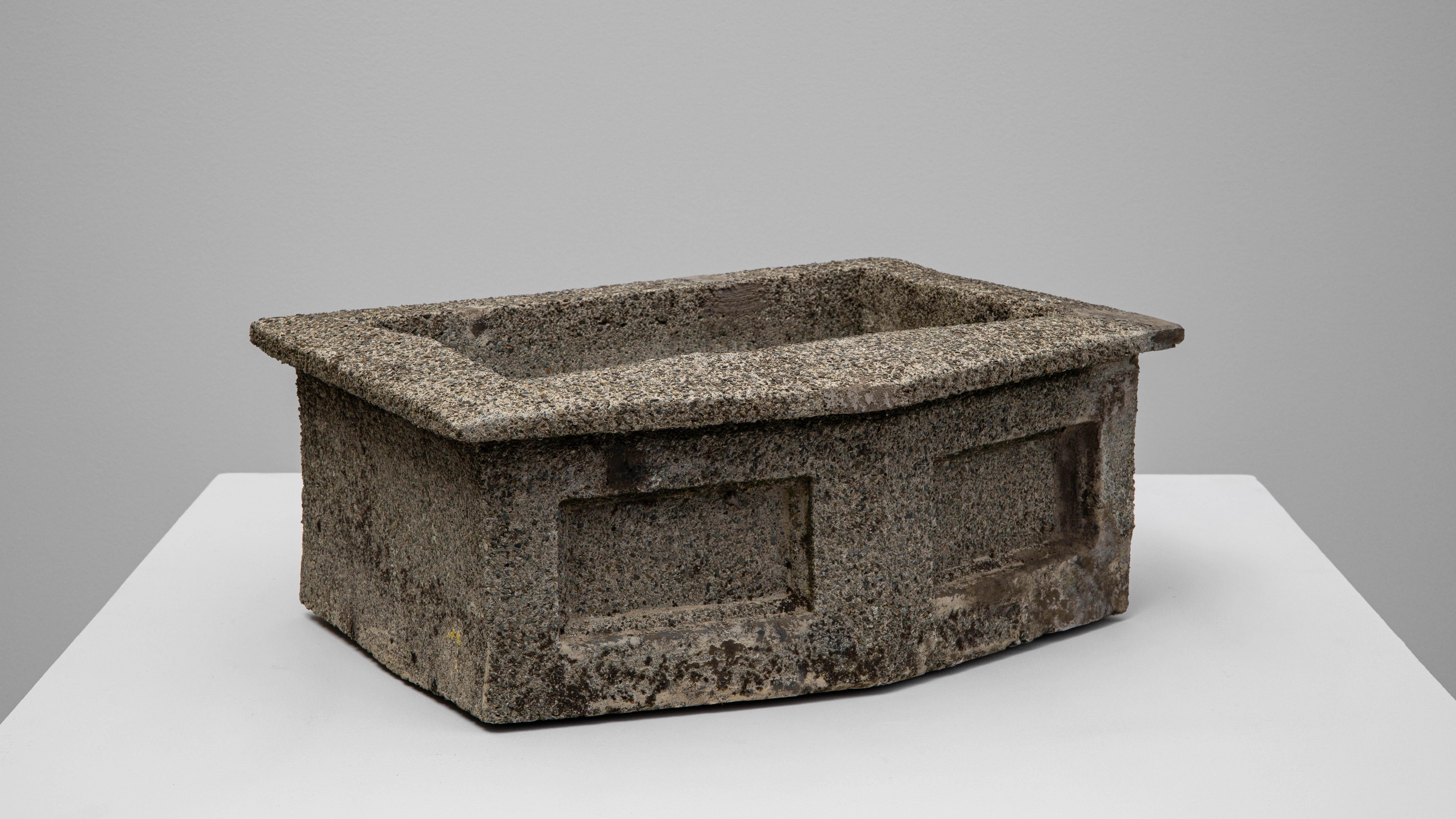 1920s Belgian Concrete Sink For Sale 3