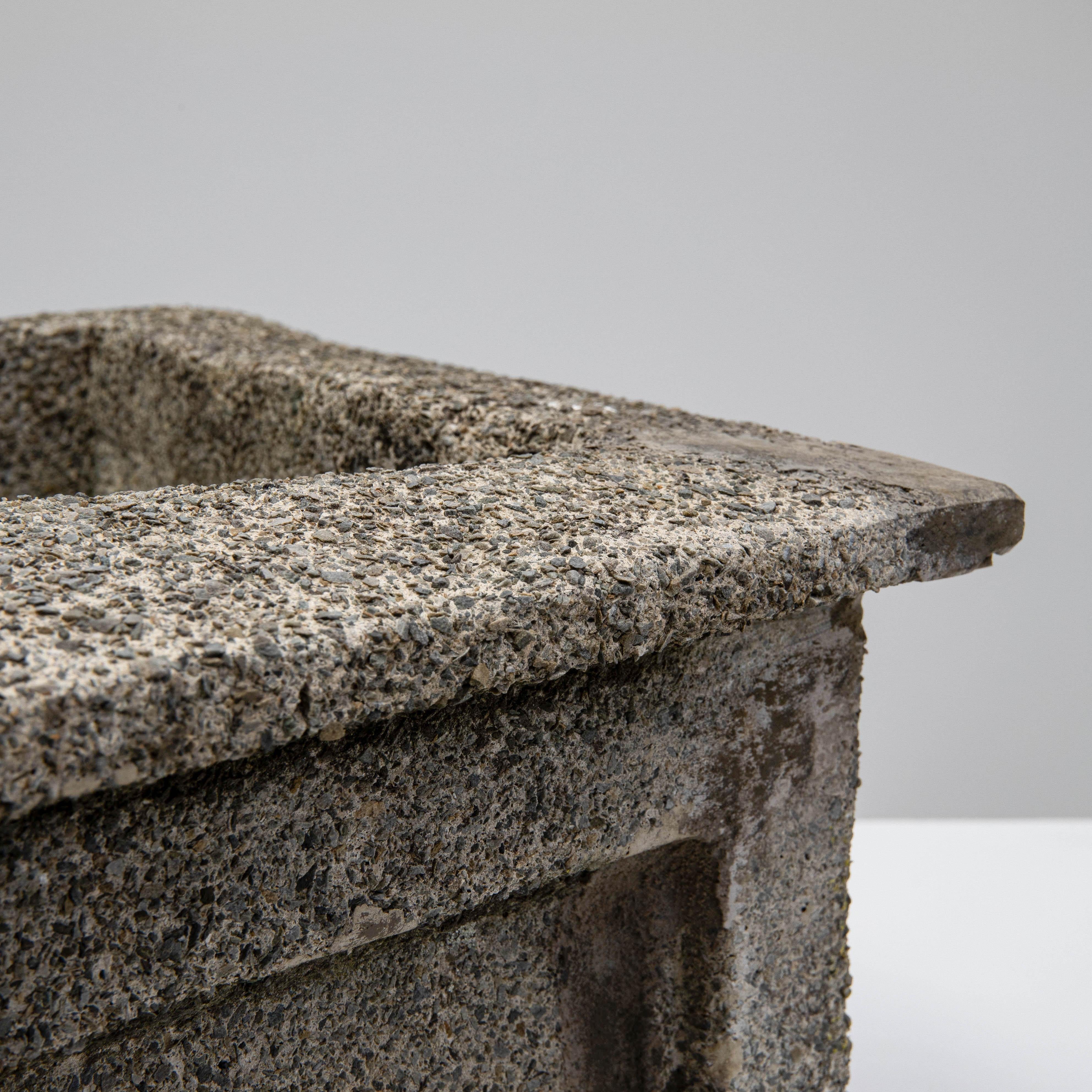 1920s Belgian Concrete Sink For Sale 4
