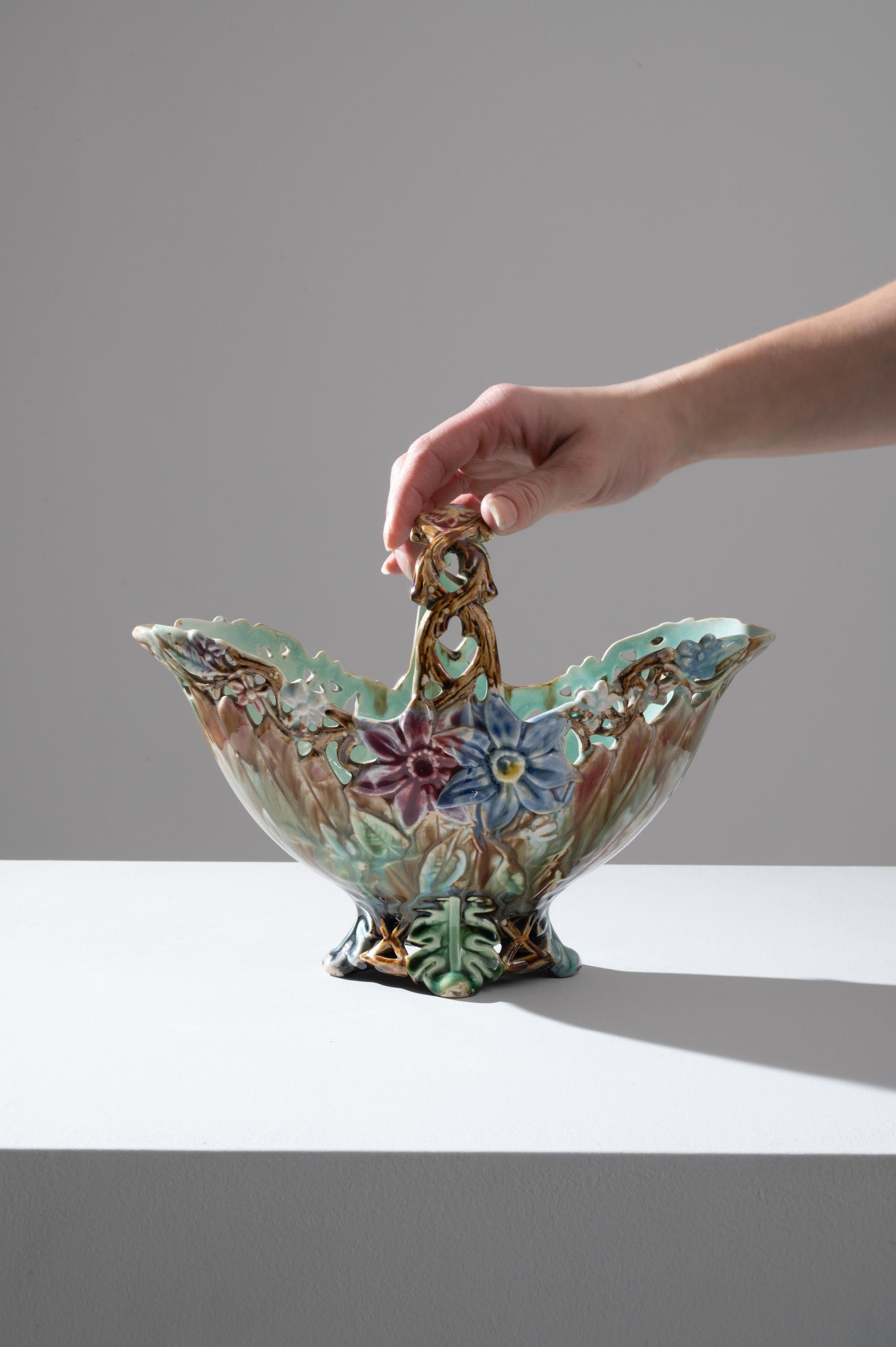Folk Art 1920s Belgian Decorative Ceramic Bowl For Sale