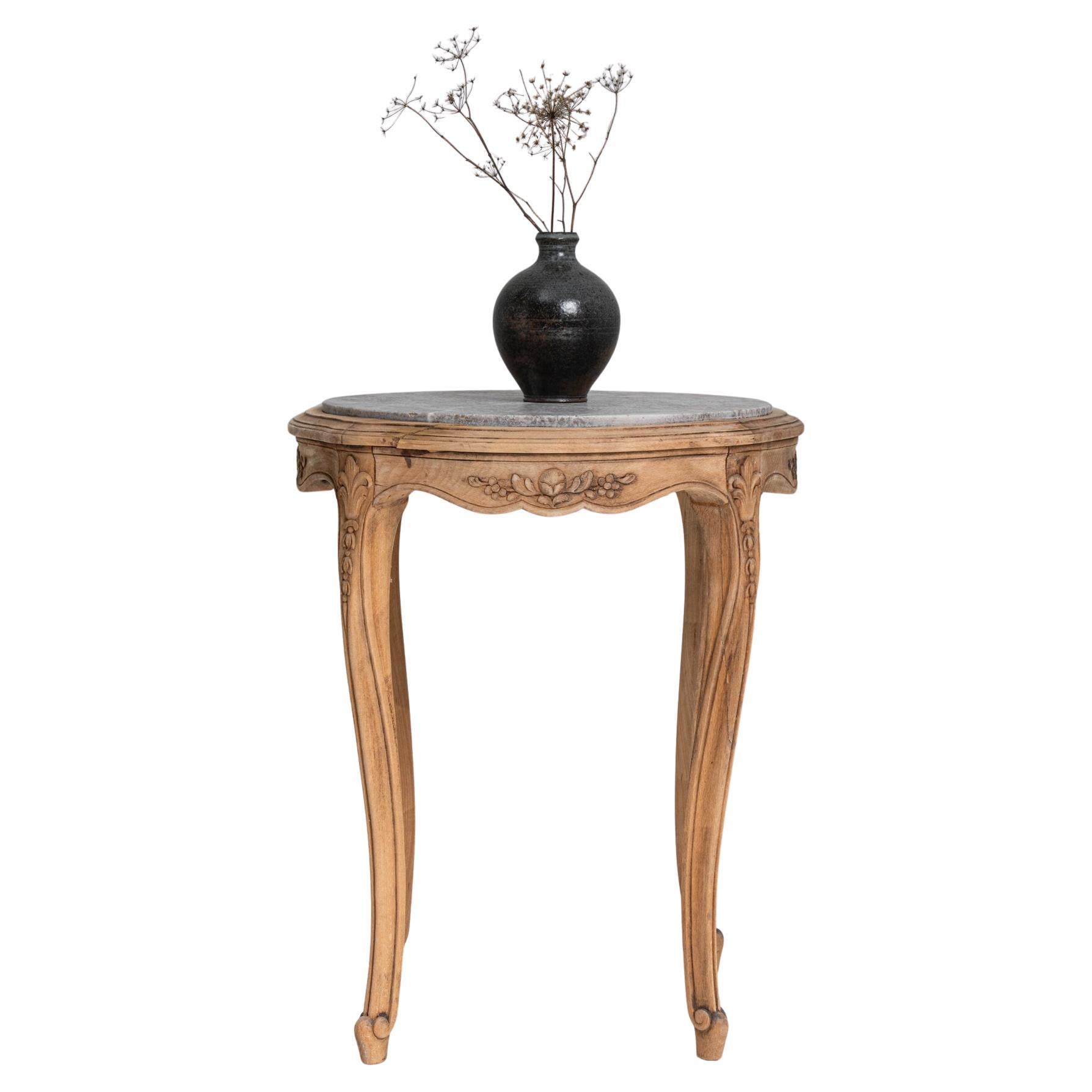 1920s Belgian Louis XV Style Side Table With Marble Top For Sale