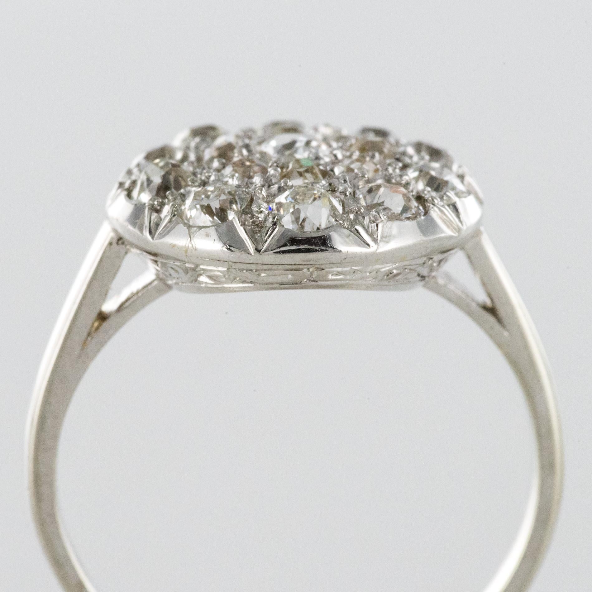 1920s Belle Époque Diamond 18 Karat White Gold Flat Round Ring In Excellent Condition In Poitiers, FR