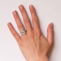 1920s Belle Époque Diamond 18 Karat Yellow Gold Swirl Ring