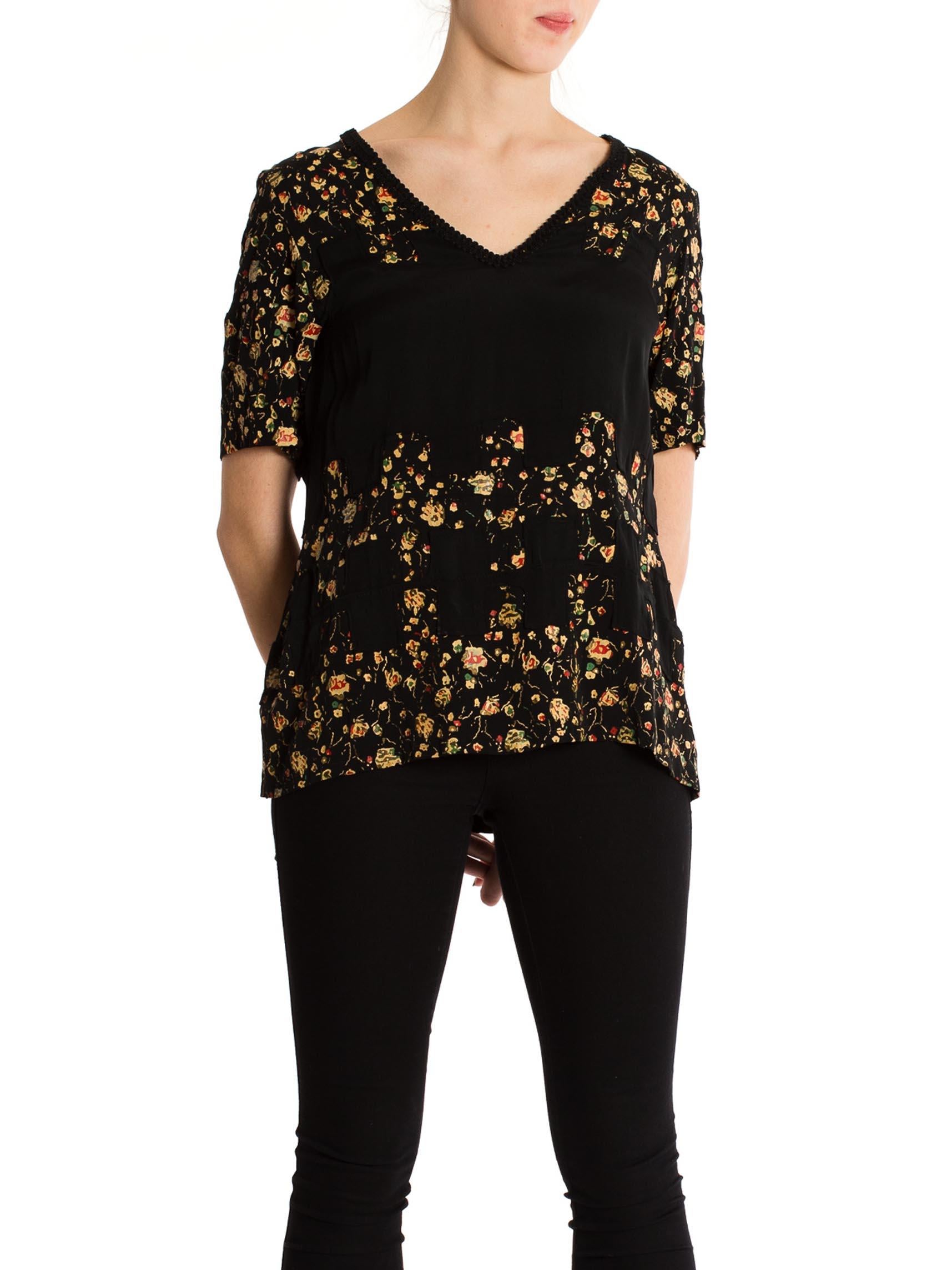 1920S Black Hand Painted Rayon Faille Floral Top For Sale 7