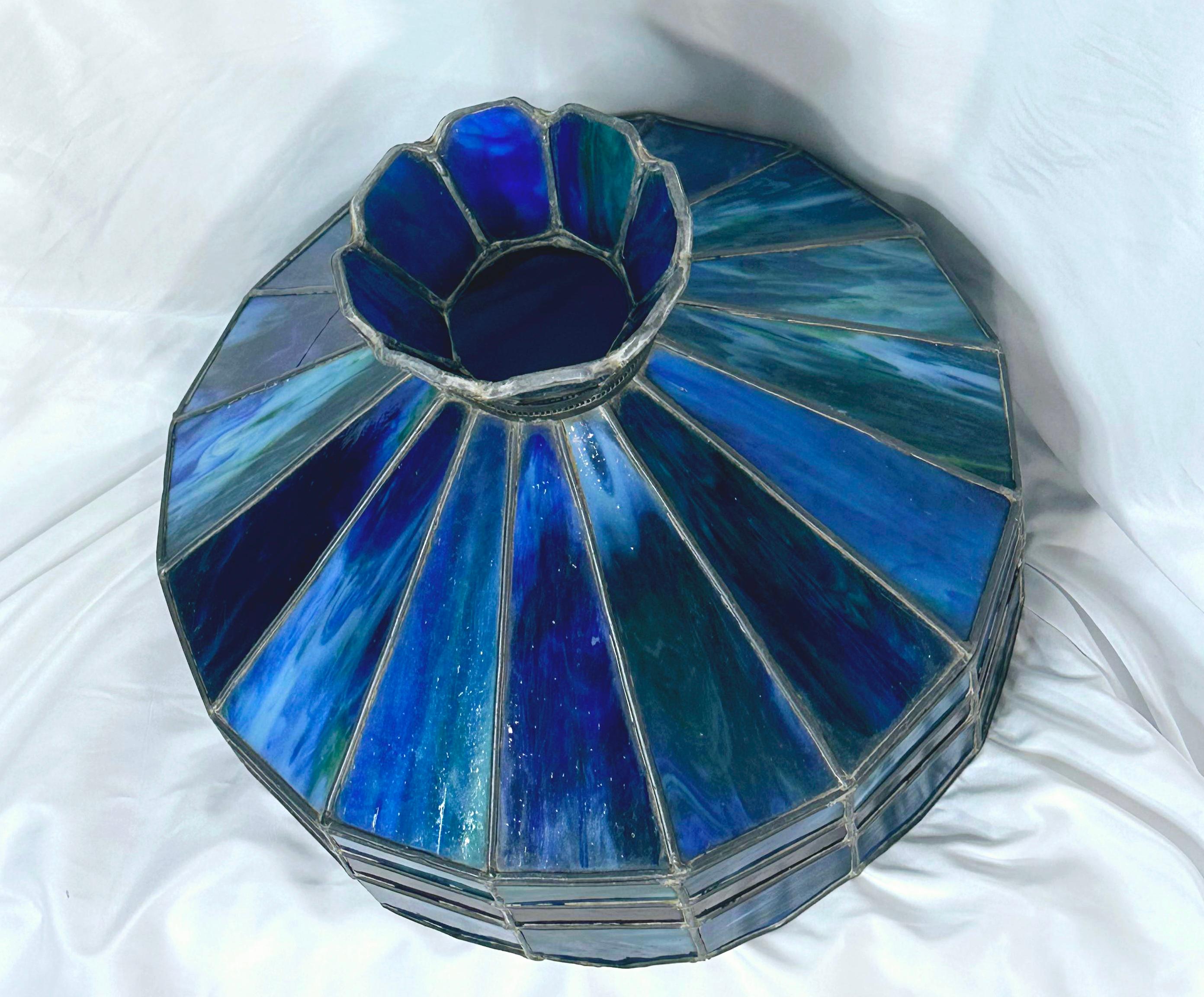 1920s Blue With Red Stripe Slag Glass Lamp/ Shade In Fair Condition For Sale In Waxahachie, TX