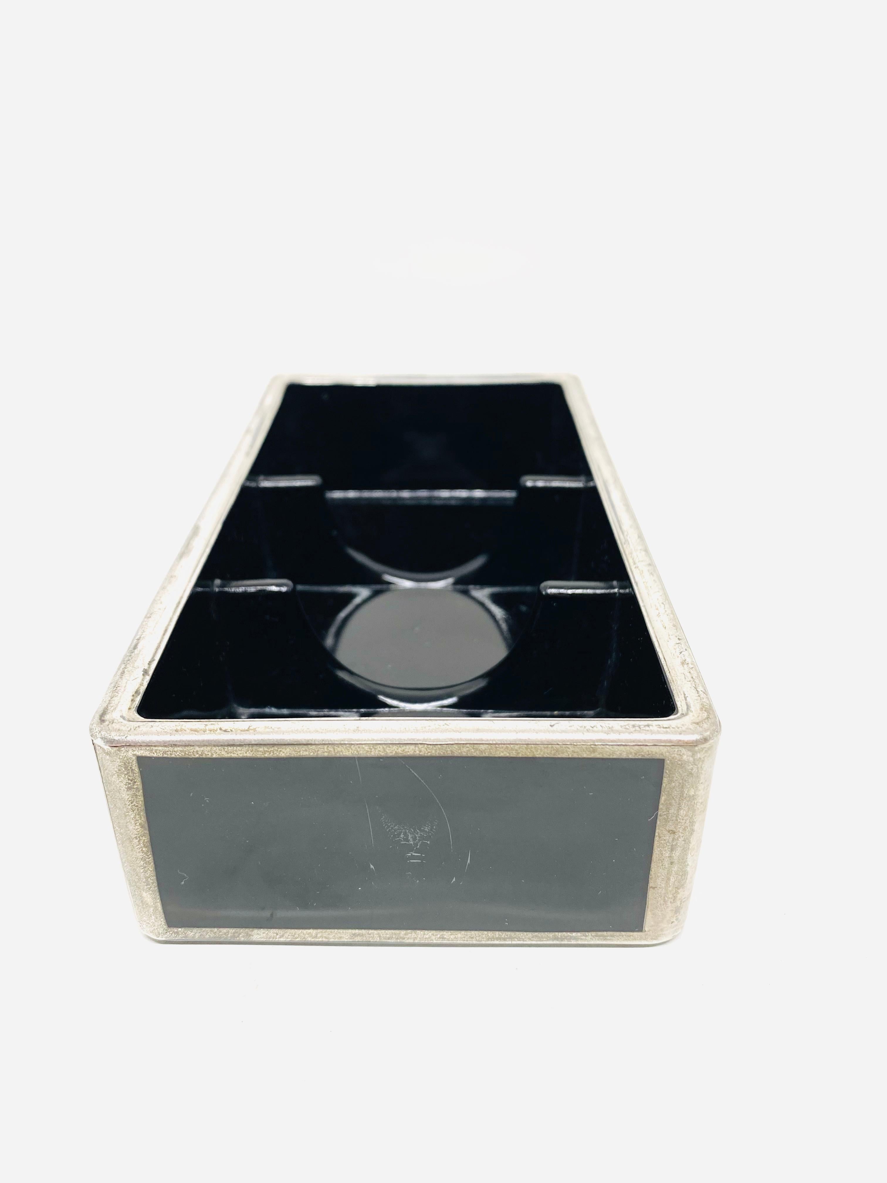 1920s Bohemian Sterling Silver and Glass Decorative Jewelry Box For Sale 3