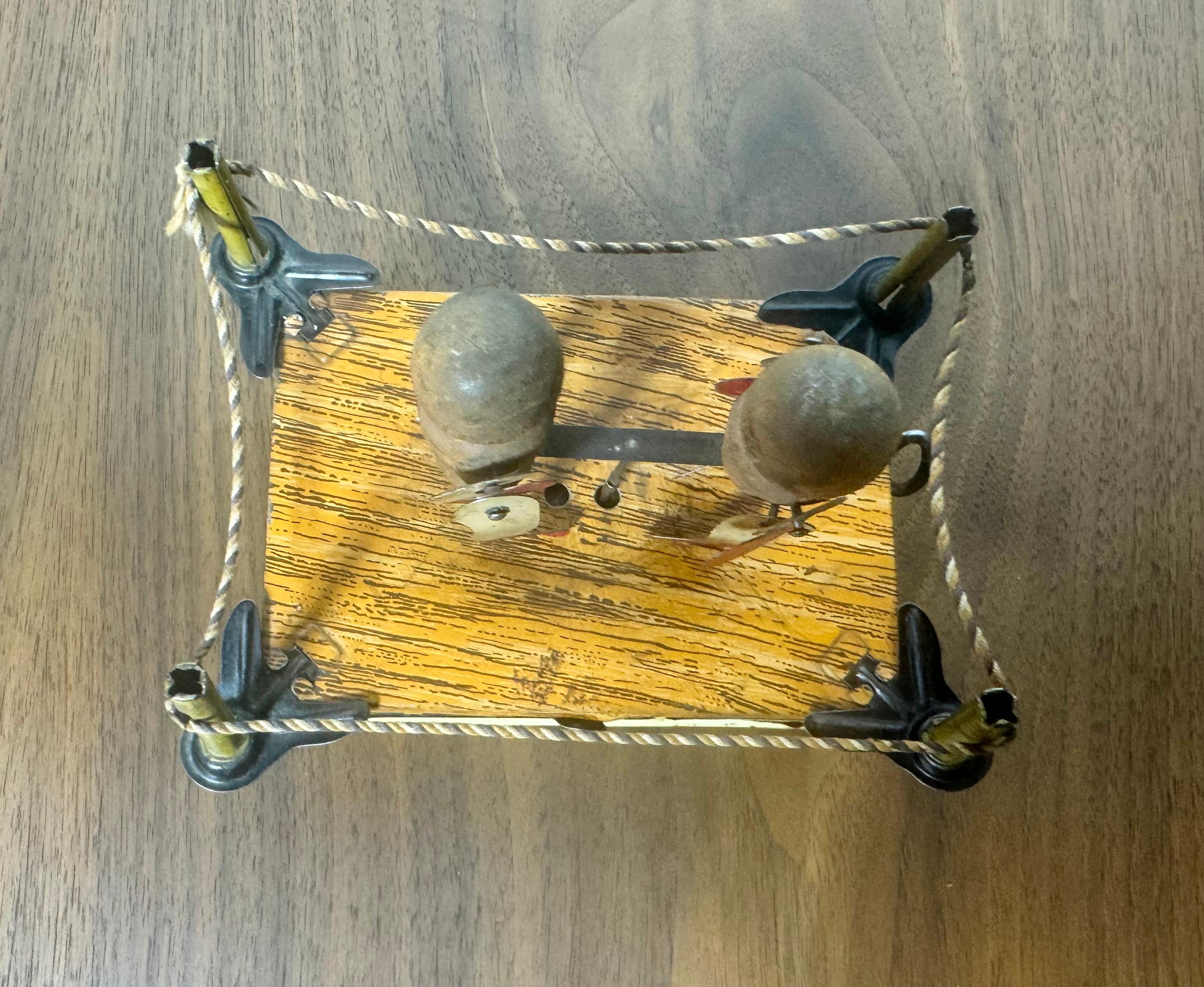 Début du 20ème siècle 1920 Boxe en fer-blanc Wind-up 