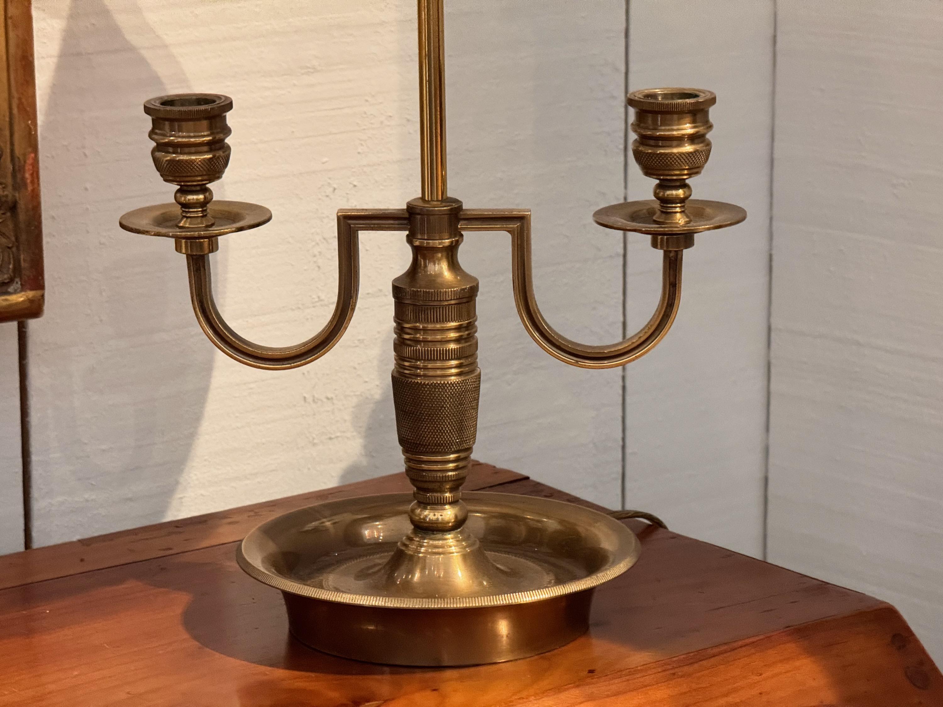 1920s Brass Bouillotte Lamp In Good Condition For Sale In Charlottesville, VA