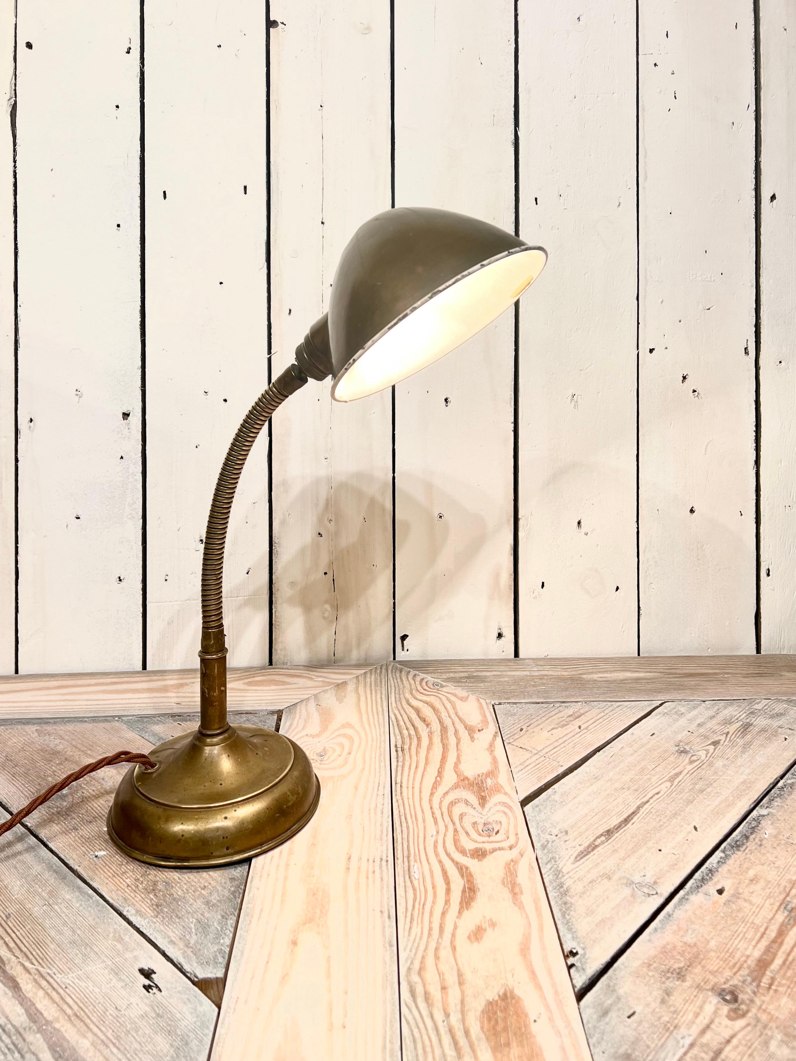 American 1920's Brass Miller Table Lamp Model (1091) Made In The U.S.A For Sale