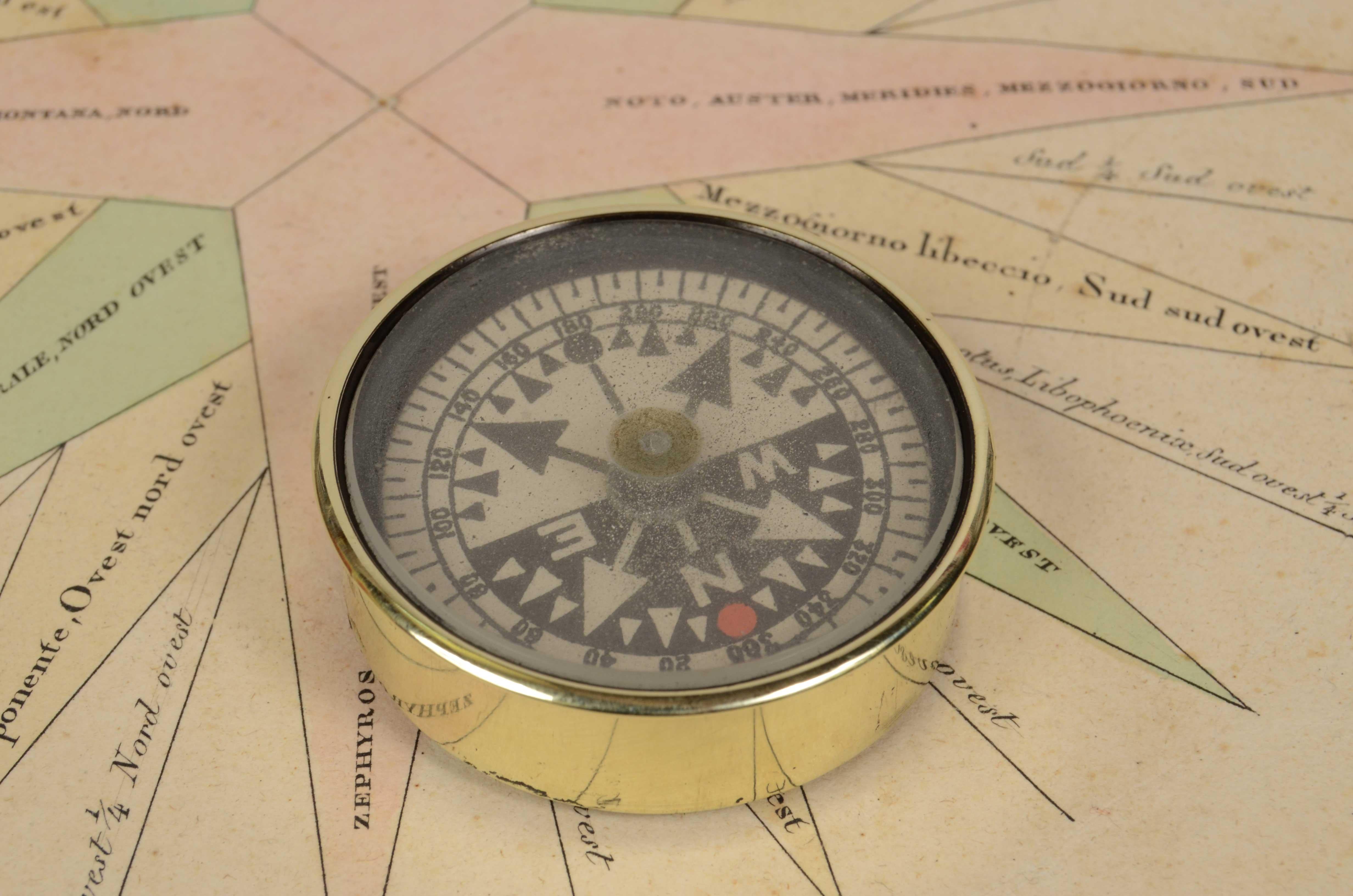 1920s Brass Pocket Magnetic Nautical Compass Antique Marine Navigation Tool 1