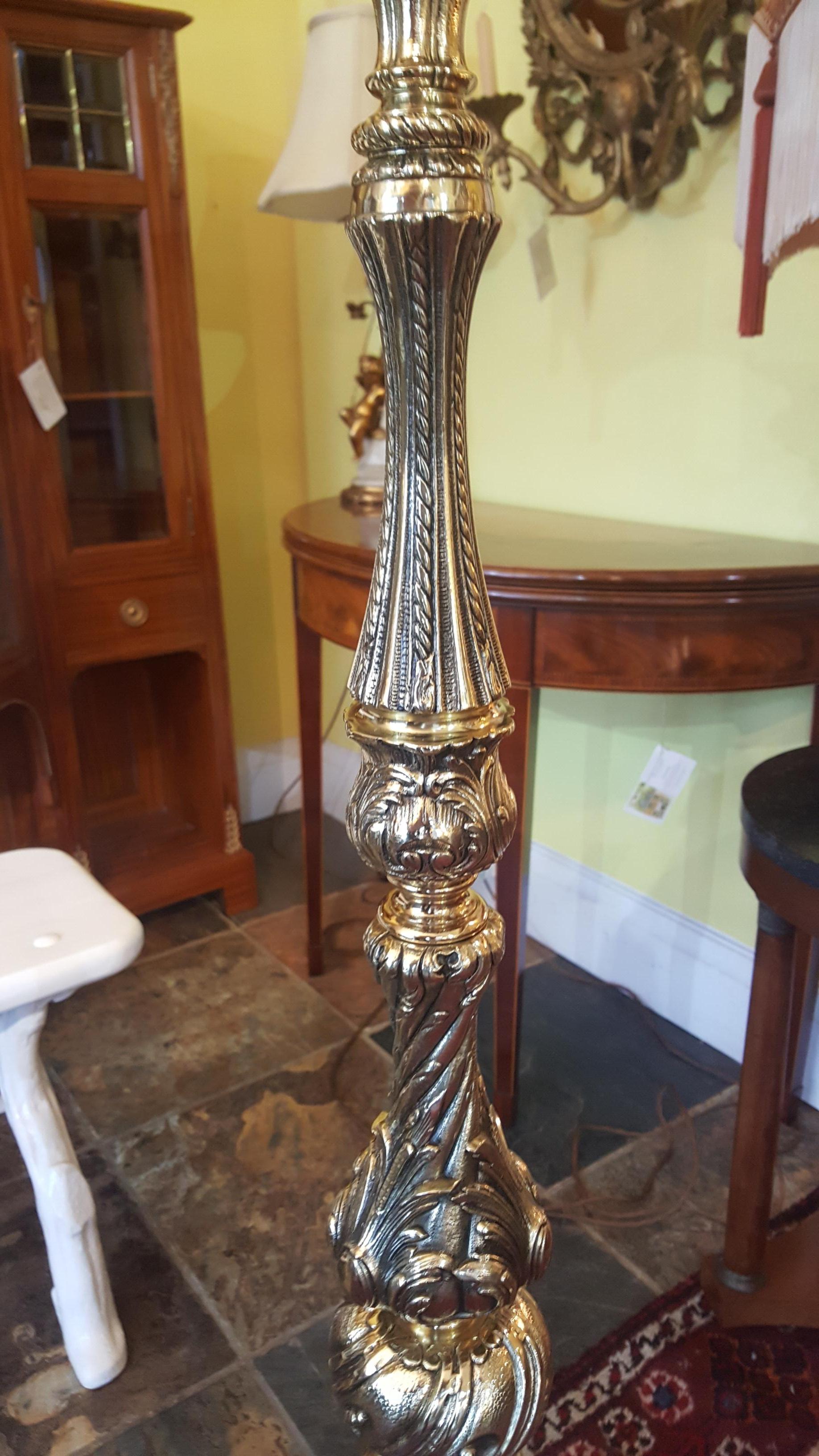 Early 20th Century 1920s Brass Standard Lamp For Sale