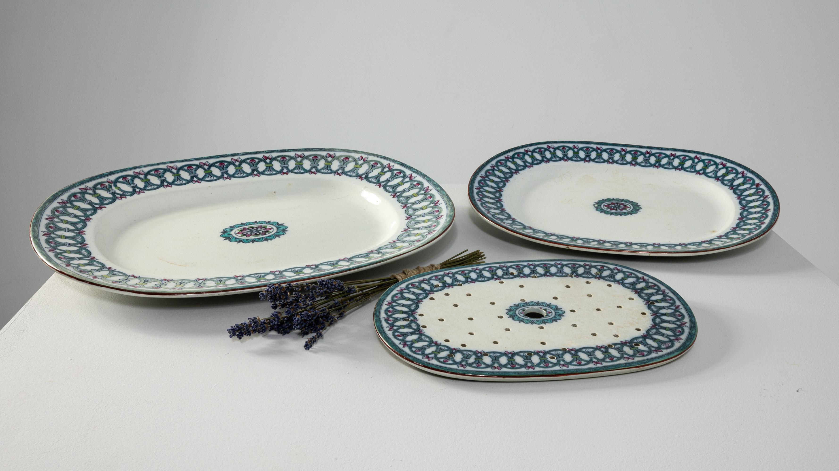 Country 1920s British Serving Platters, Set of Three For Sale