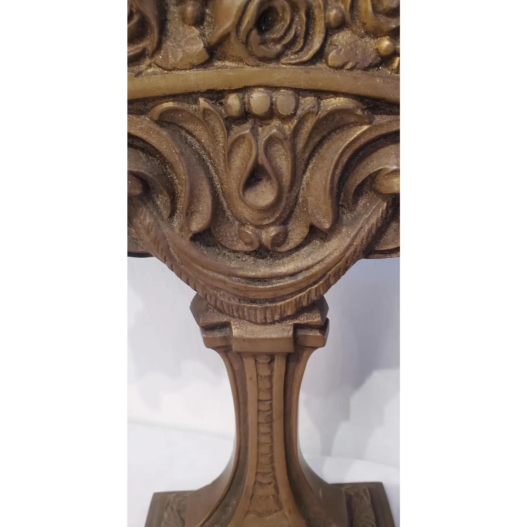Bougie et centre de table en bronze des années 1920 - Lot de 3 en vente 4