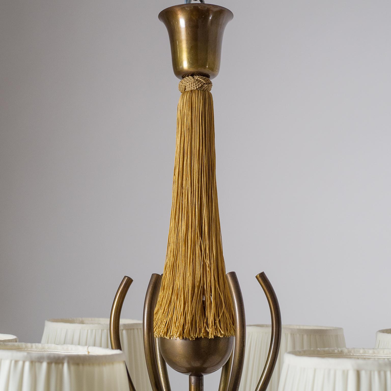 1920s Bronze Chandelier In Good Condition In Vienna, AT
