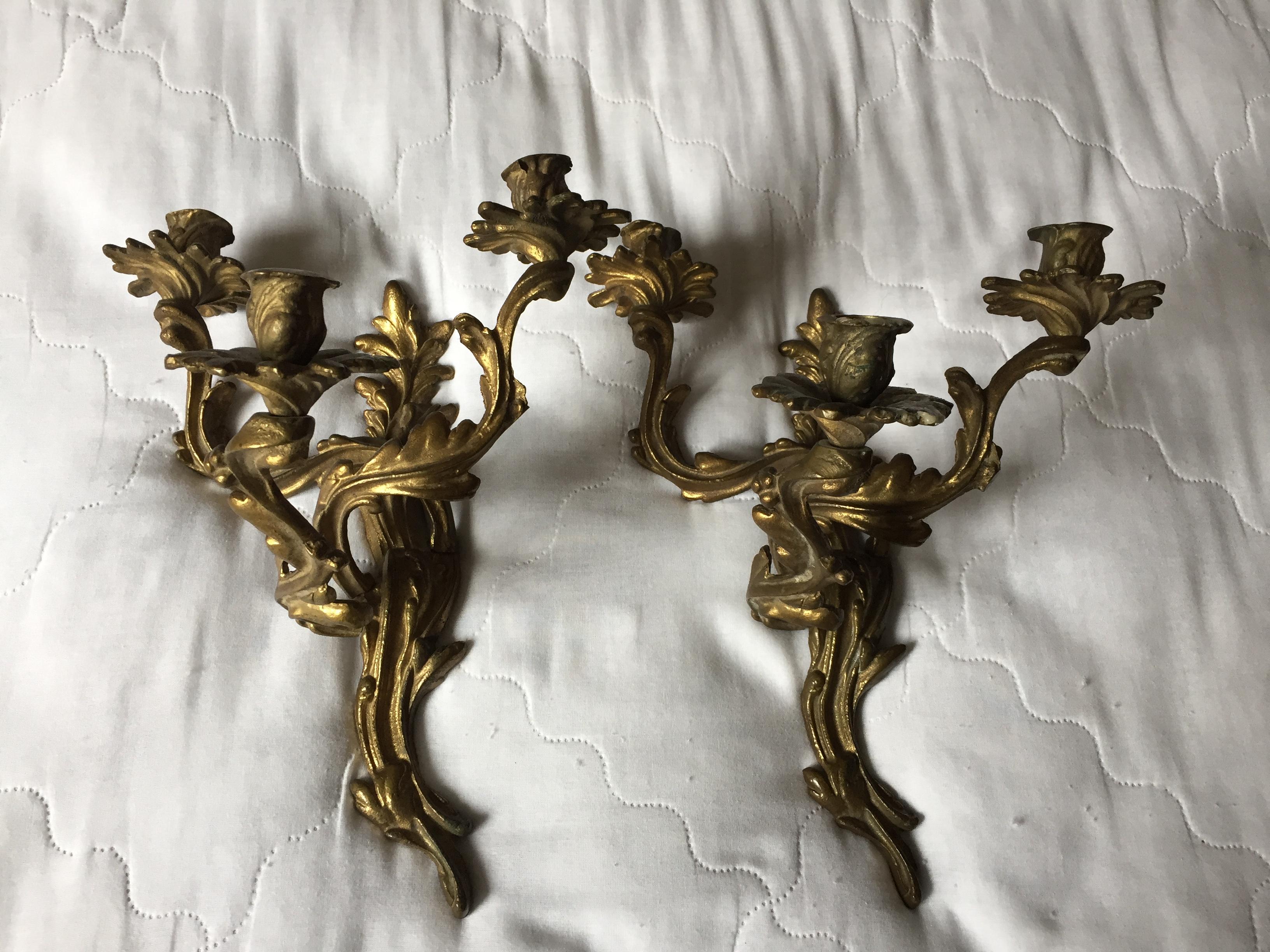 Bronze Italian 3-Armed Sconces, a Pair For Sale 4