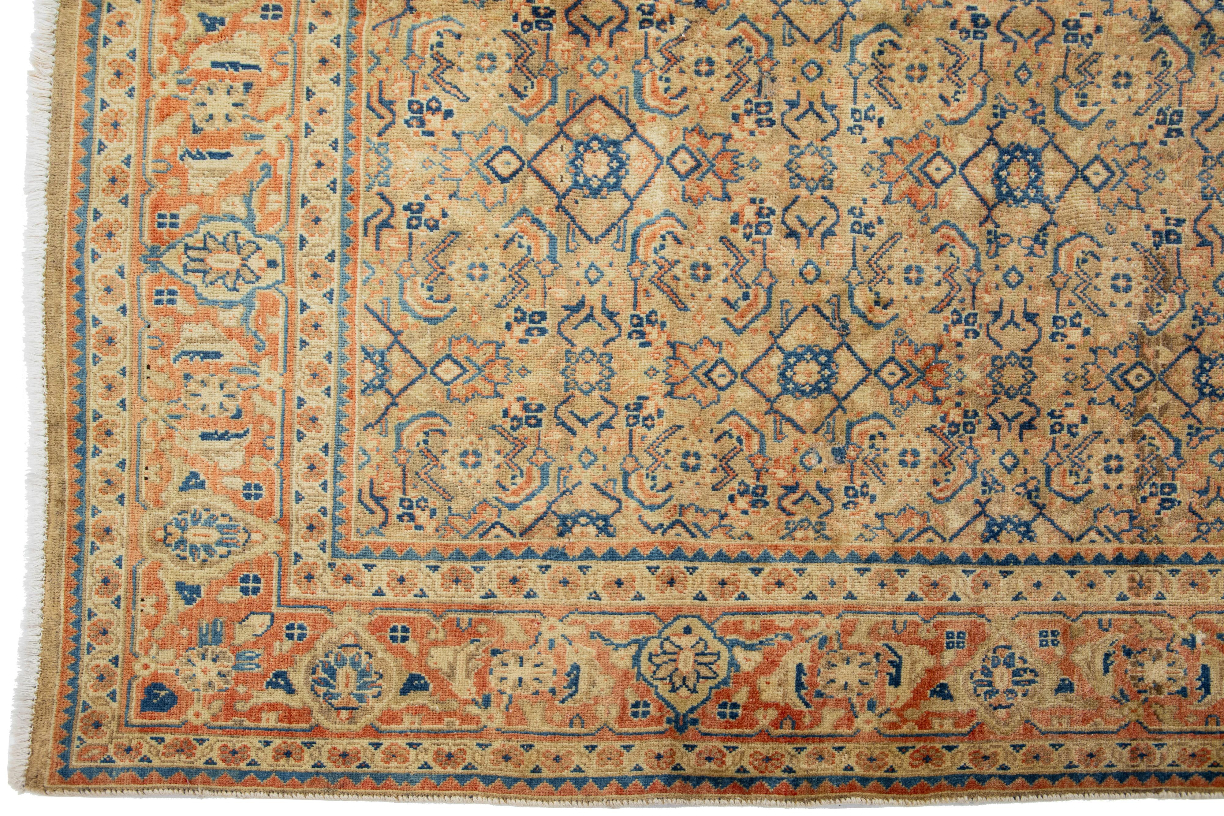  1920s Brown Antique Wool Rug Persian Mahal With Floral Pattern  In Good Condition For Sale In Norwalk, CT