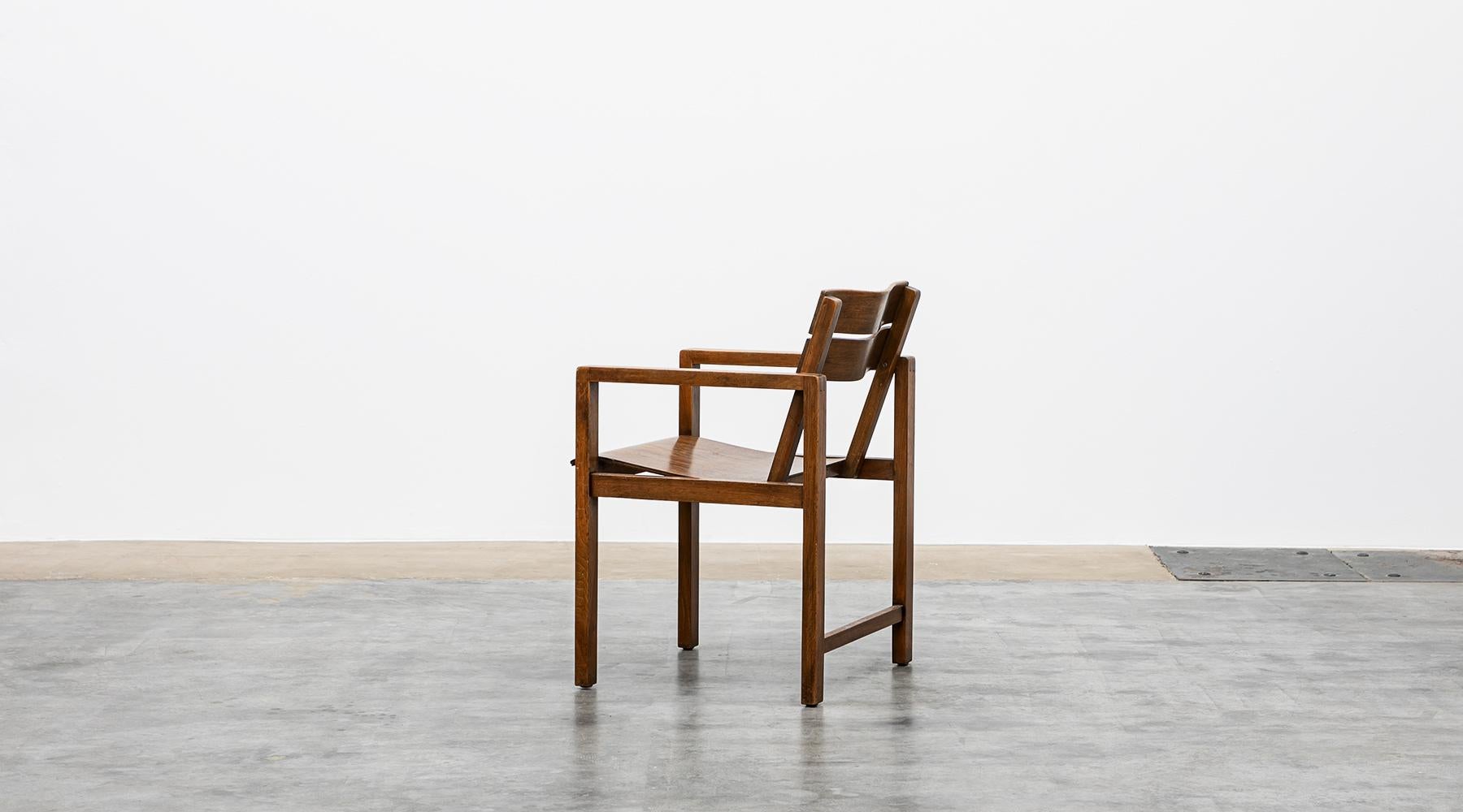 1920s Brown Beech Single Chair by Erich Dieckmann 'd' In Good Condition For Sale In Frankfurt, Hessen, DE