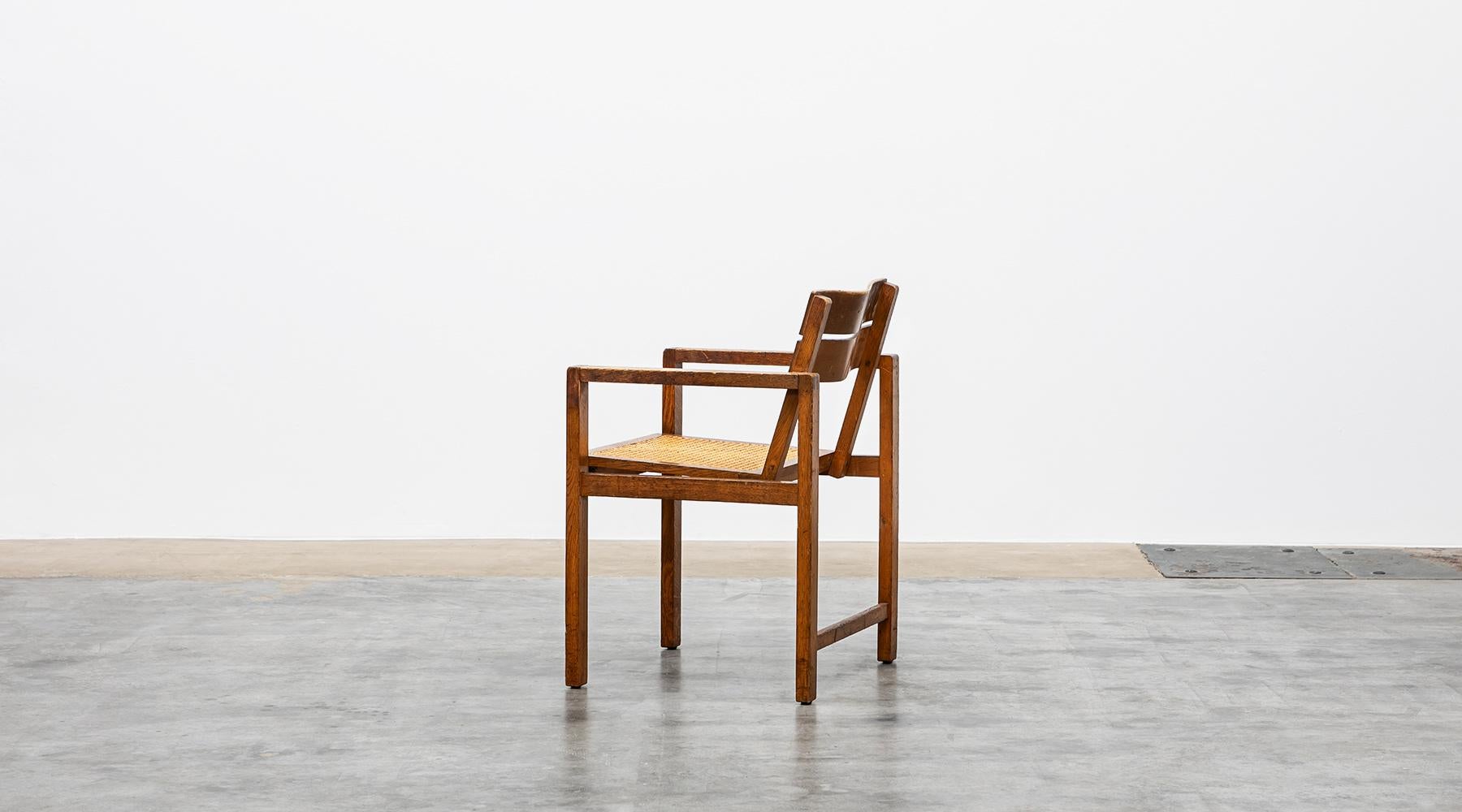 1920s Brown Beech Single Chair by Erich Dieckmann 'e' In Good Condition For Sale In Frankfurt, Hessen, DE
