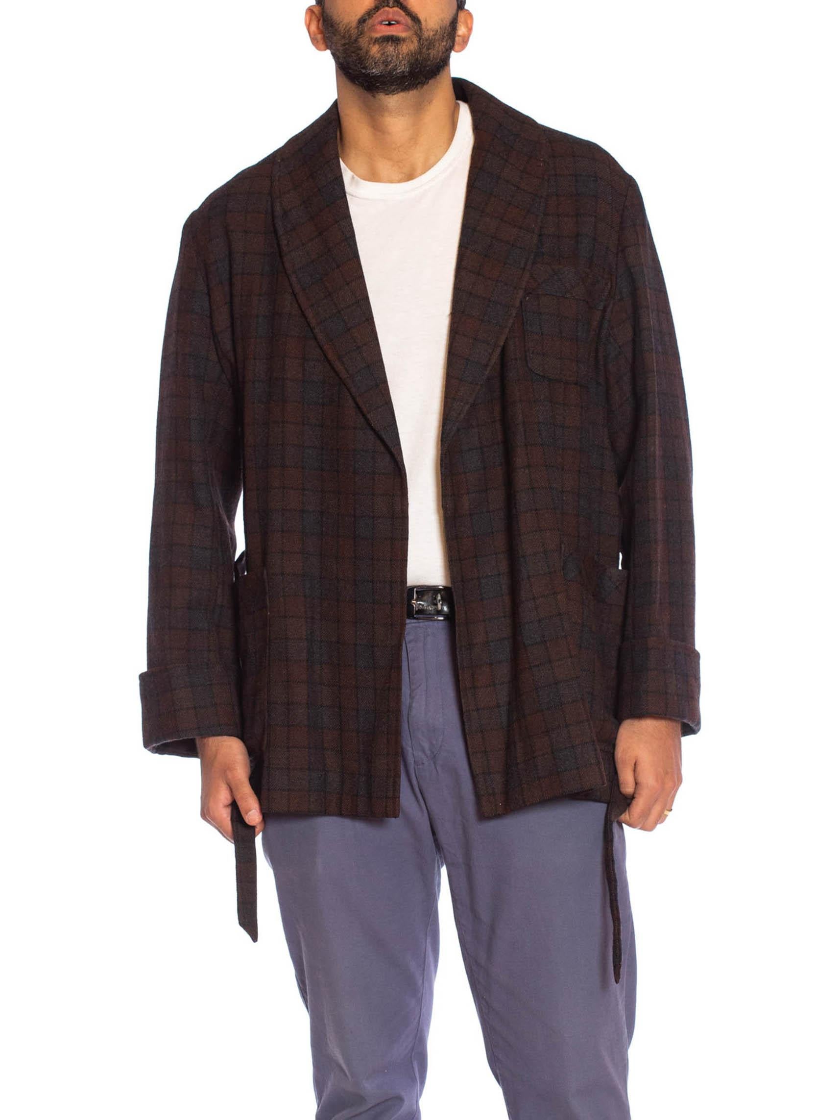 1920S Brown & Grey Wool Plaid Men's At Home Smoking Jacket For Sale 2