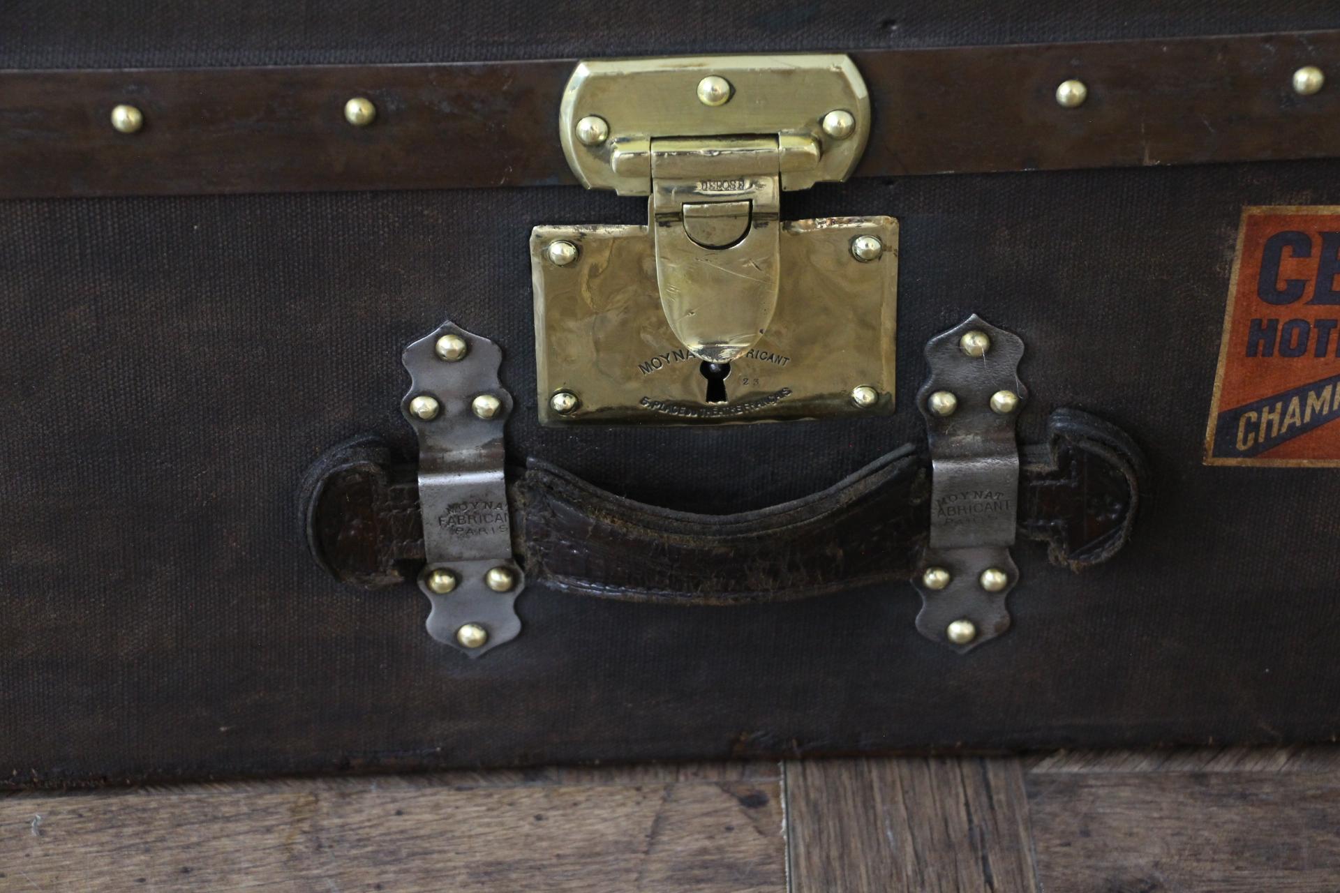 1920s Brown Moynat Steamer Trunk, Moynat Trunk In Good Condition In Saint-Ouen, FR