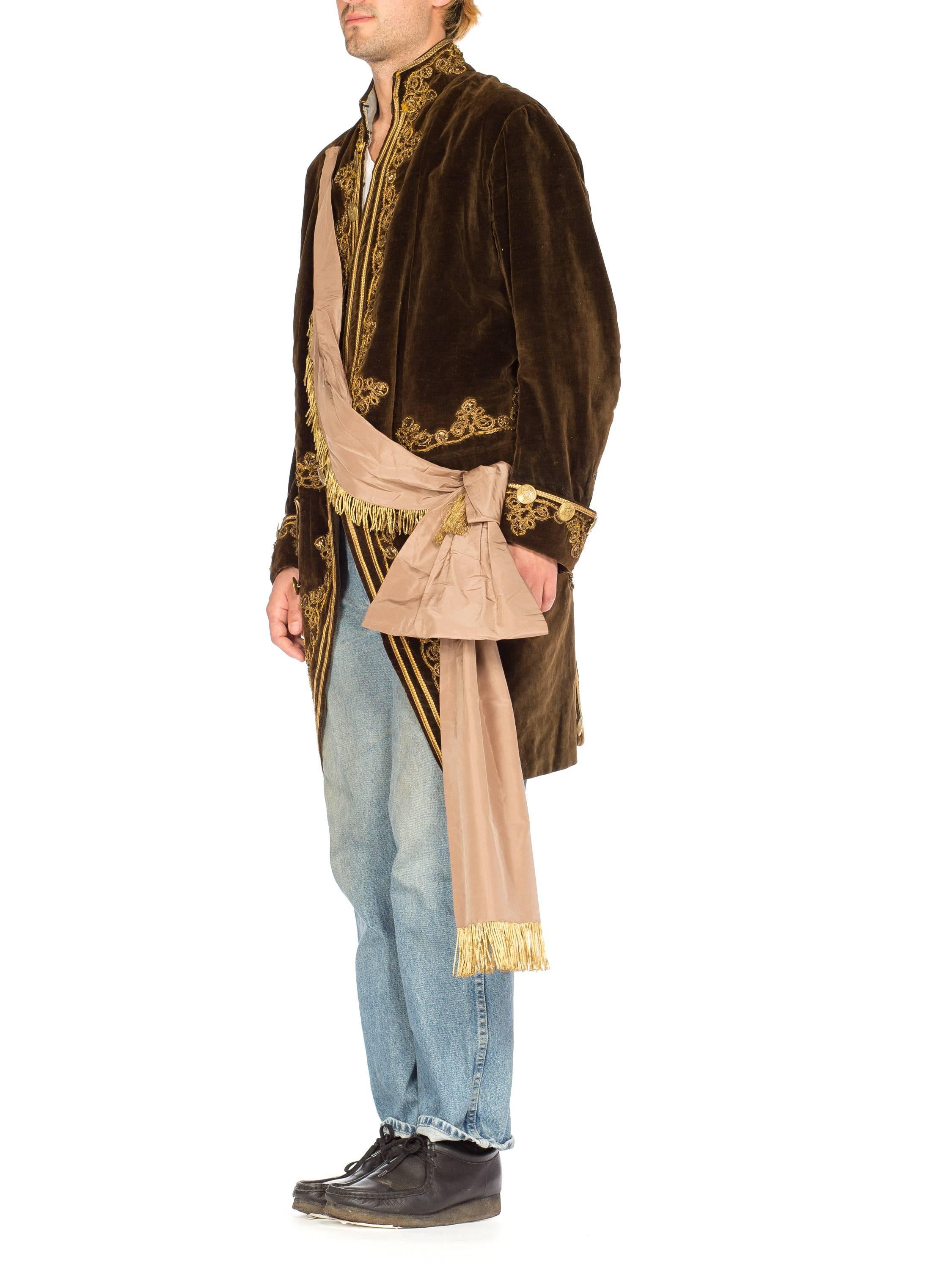 1920s Brown Velvet Men's 18th Century Style Frock Coat With Antique Gold Metal View 2