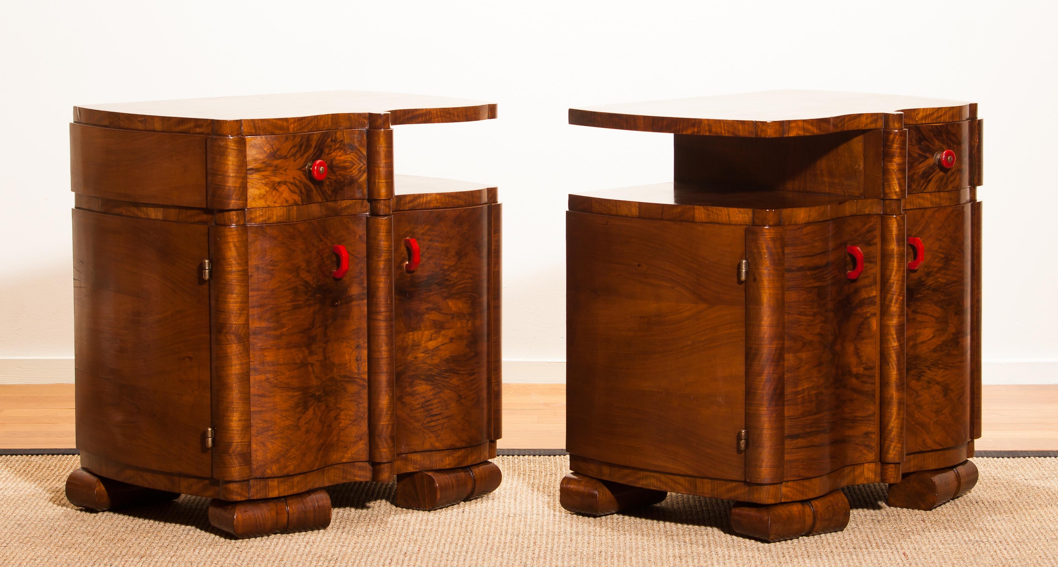 1920s Burl Wood Art Deco Bedside Tables 7