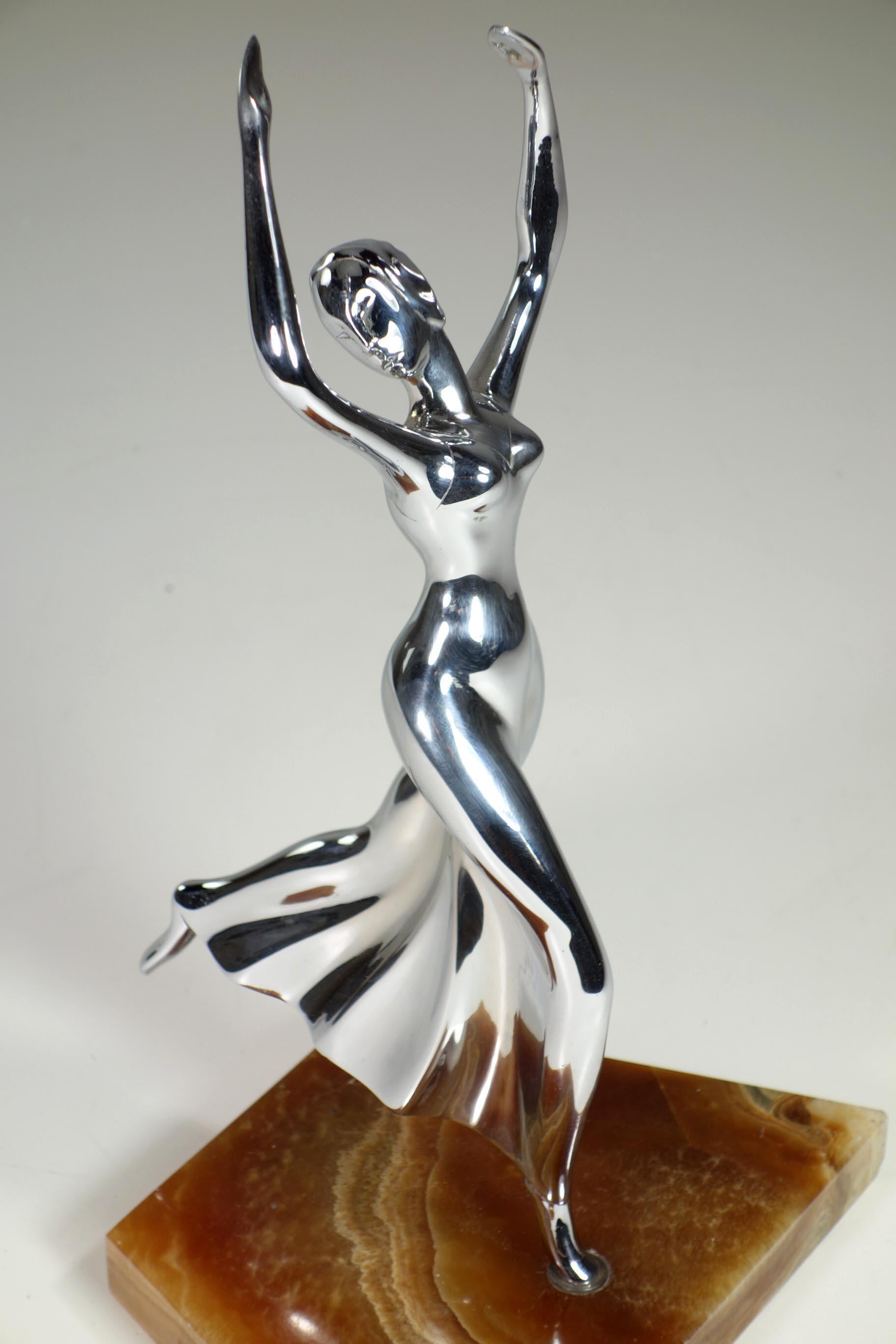 Años 20 de Franz Hagenauer Weiner Werkstatte Austria Figura de bailarina de metal niquelado en venta 4