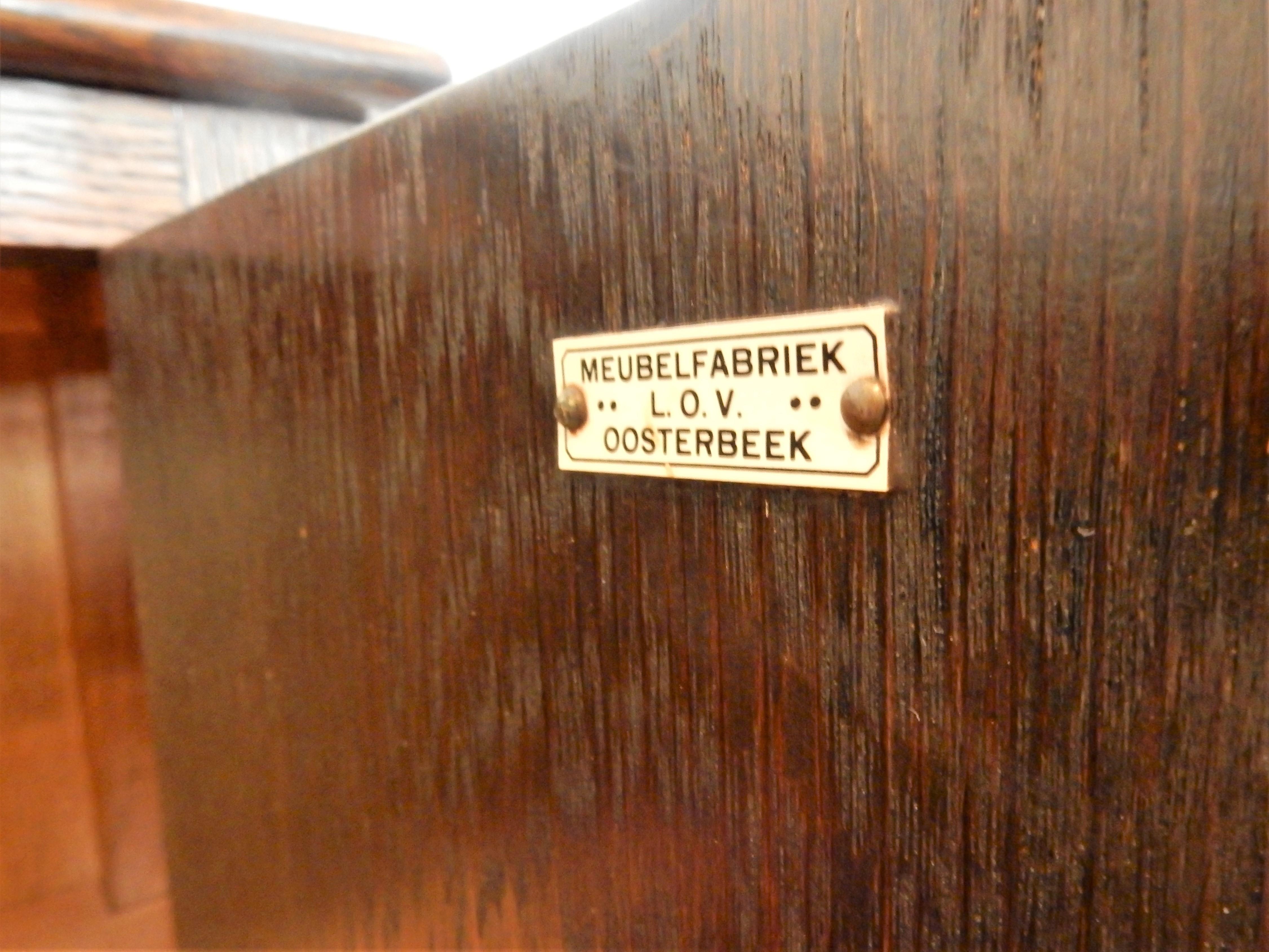 1920s Cabinet or Bookcase for L.O.V. Oosterbeek, The Netherlands In Good Condition In Steenwijk, NL