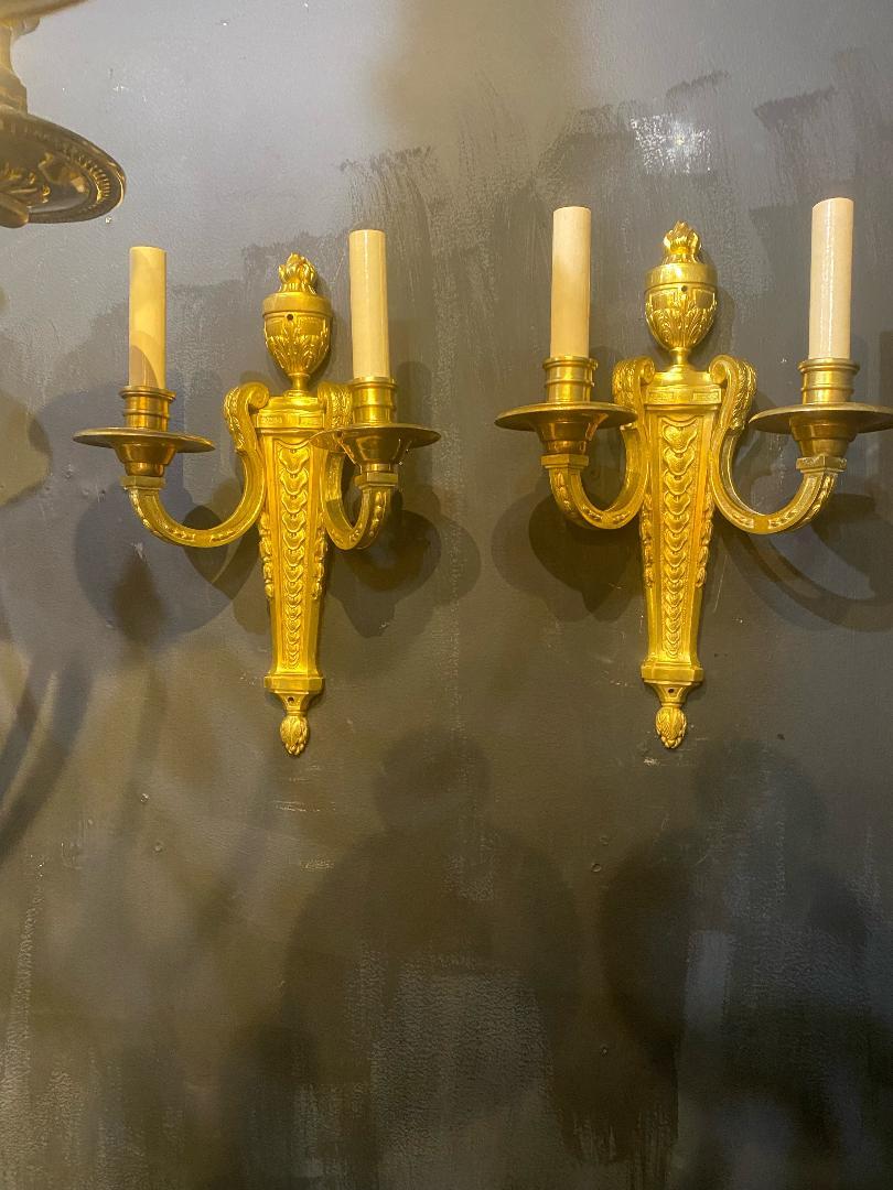 1920's Neoclassic Caldwell Gilt Bronze sconces In Good Condition For Sale In New York, NY