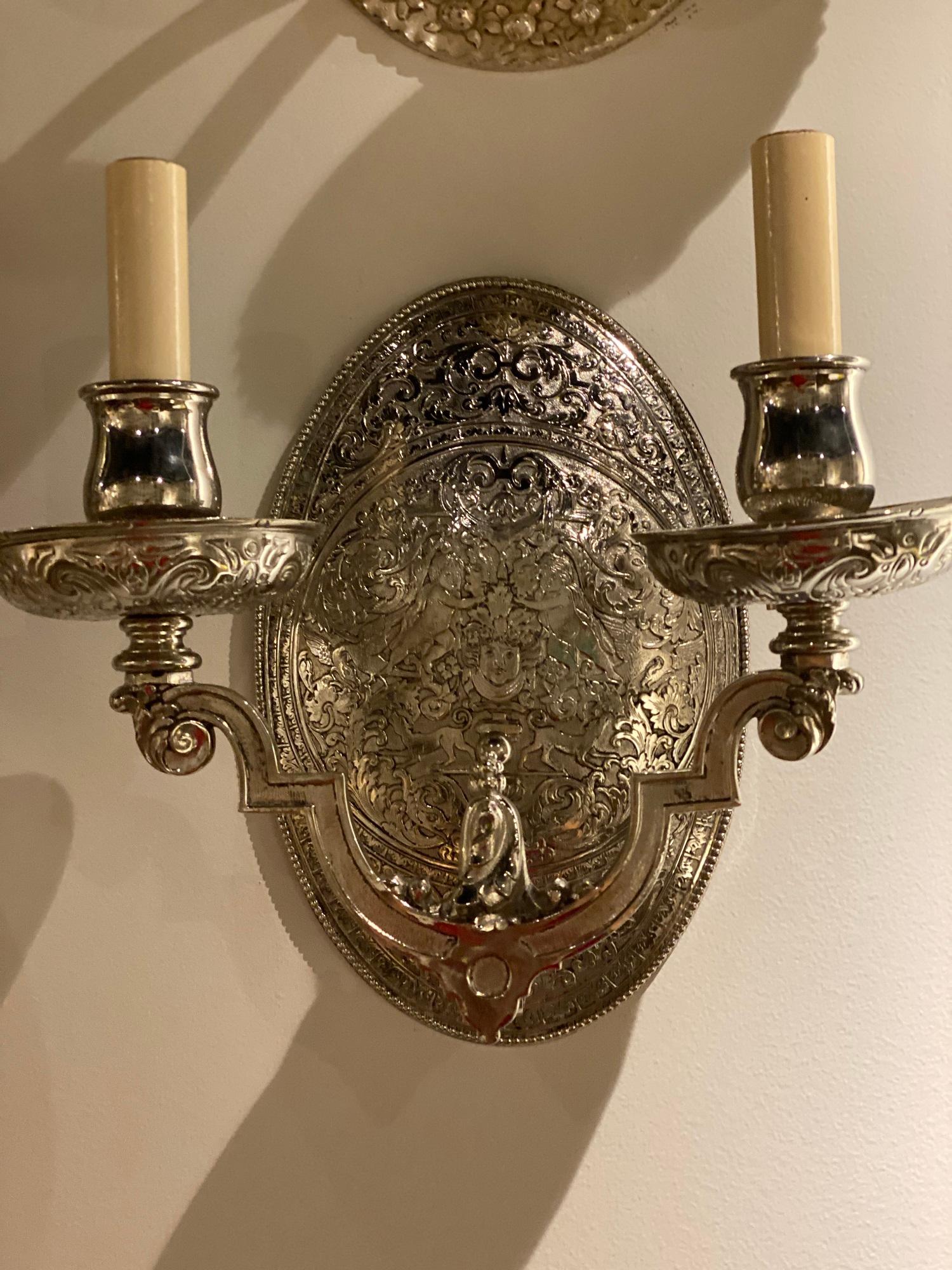 Placcato Sconcese con ornamento placcato in argento Caldwell degli anni '20 in vendita