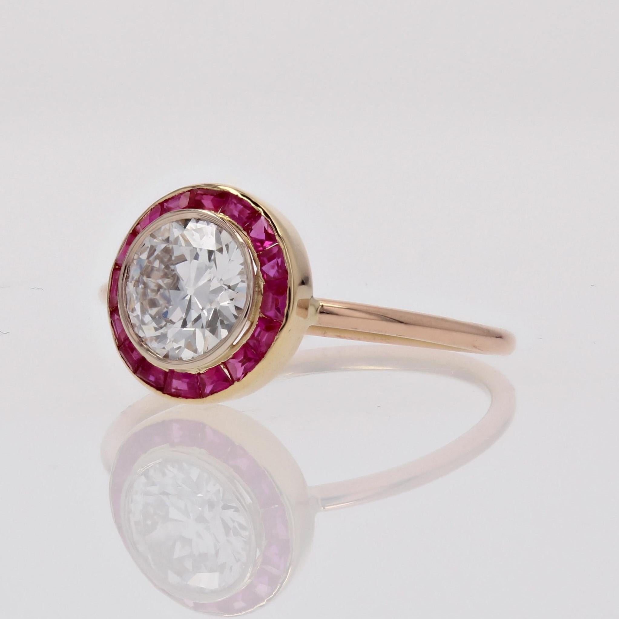 Bague ronde en or jaune 18 carats, diamants et pierres rouges calibrées des années 1920 en vente 2