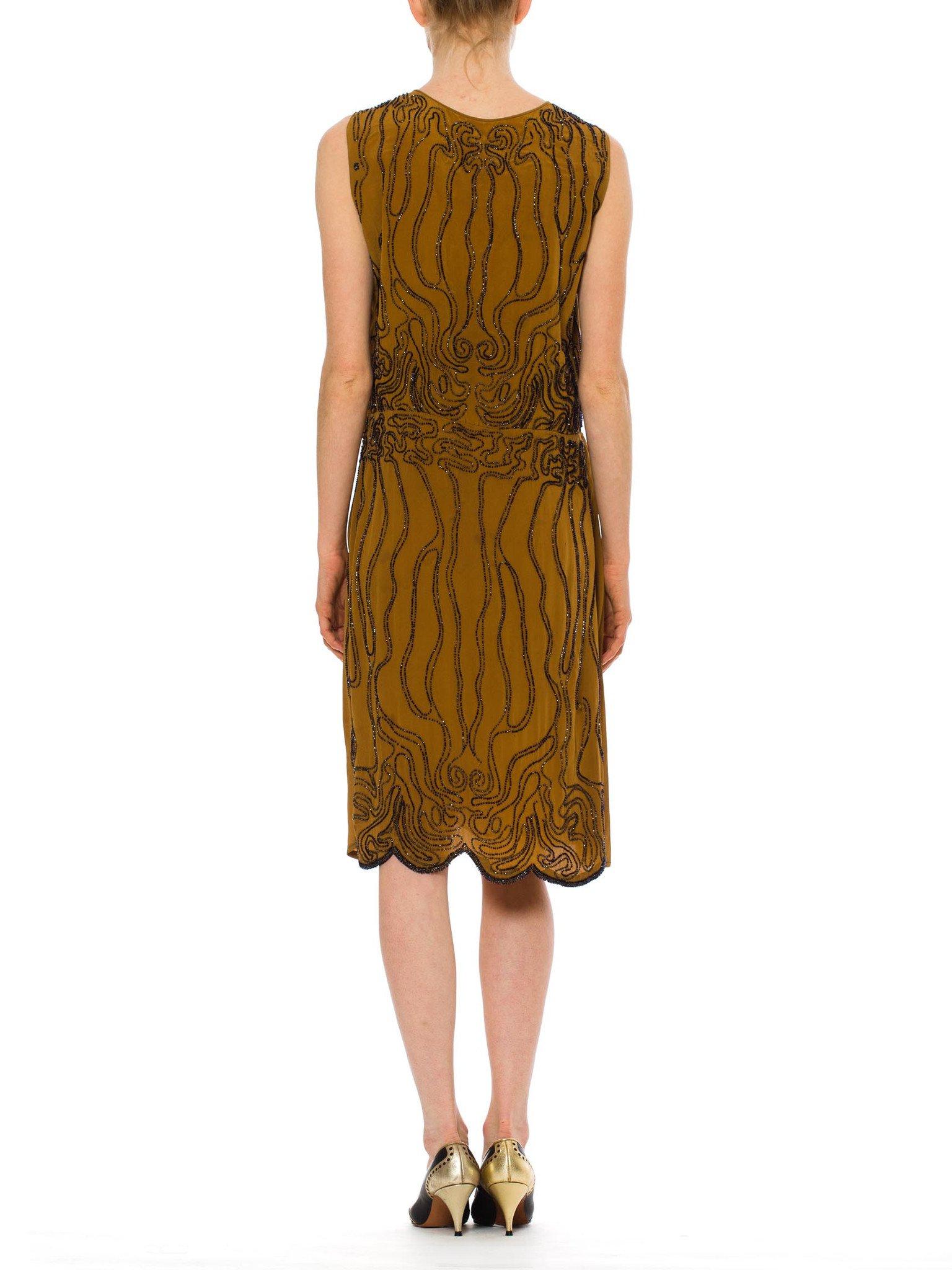 1920S Caramel Brown Beaded Silk Crepe De Chine  Cocktail Dress As-Is For Desi In Excellent Condition For Sale In New York, NY