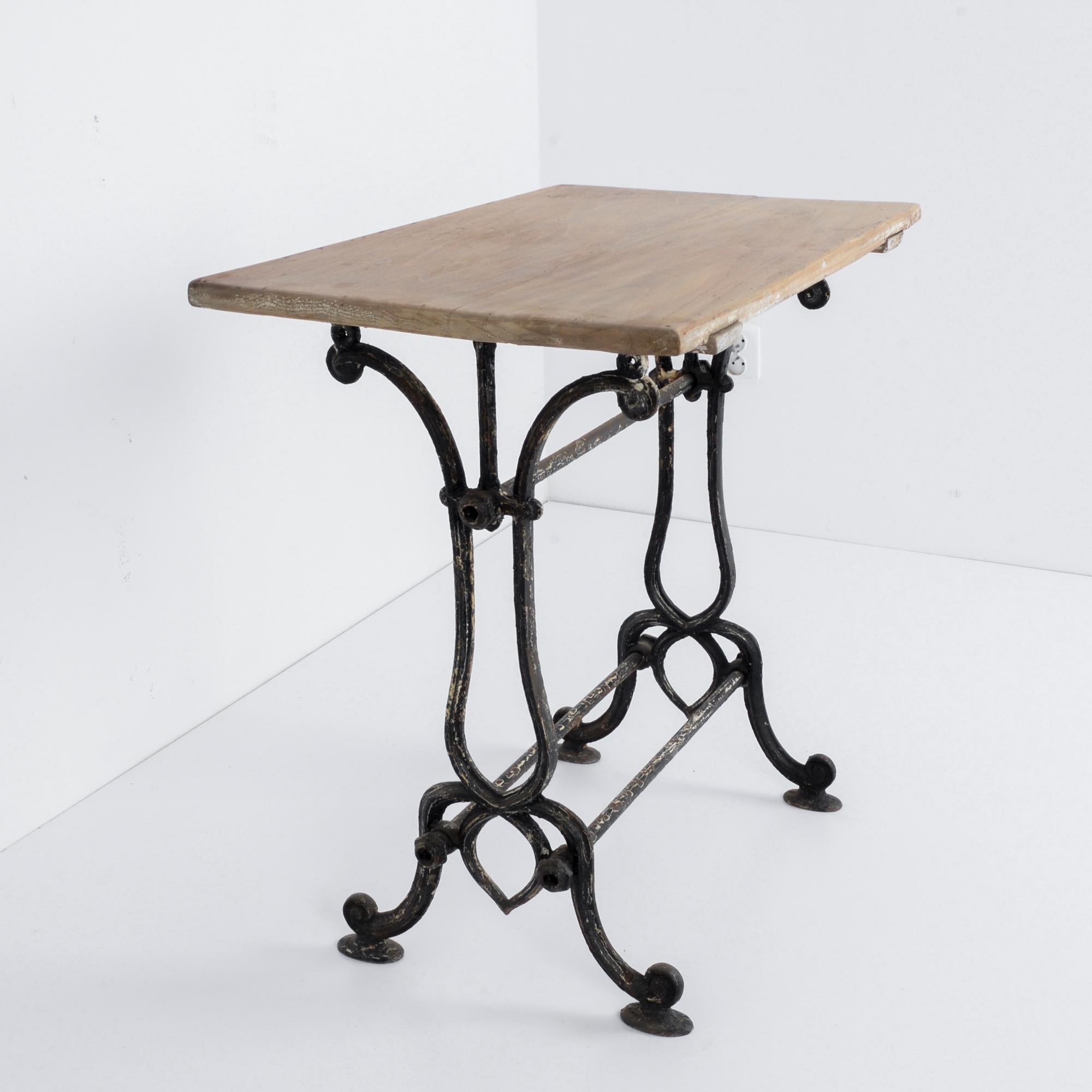 Early 20th Century 1920s Cast Iron French Bistro Table