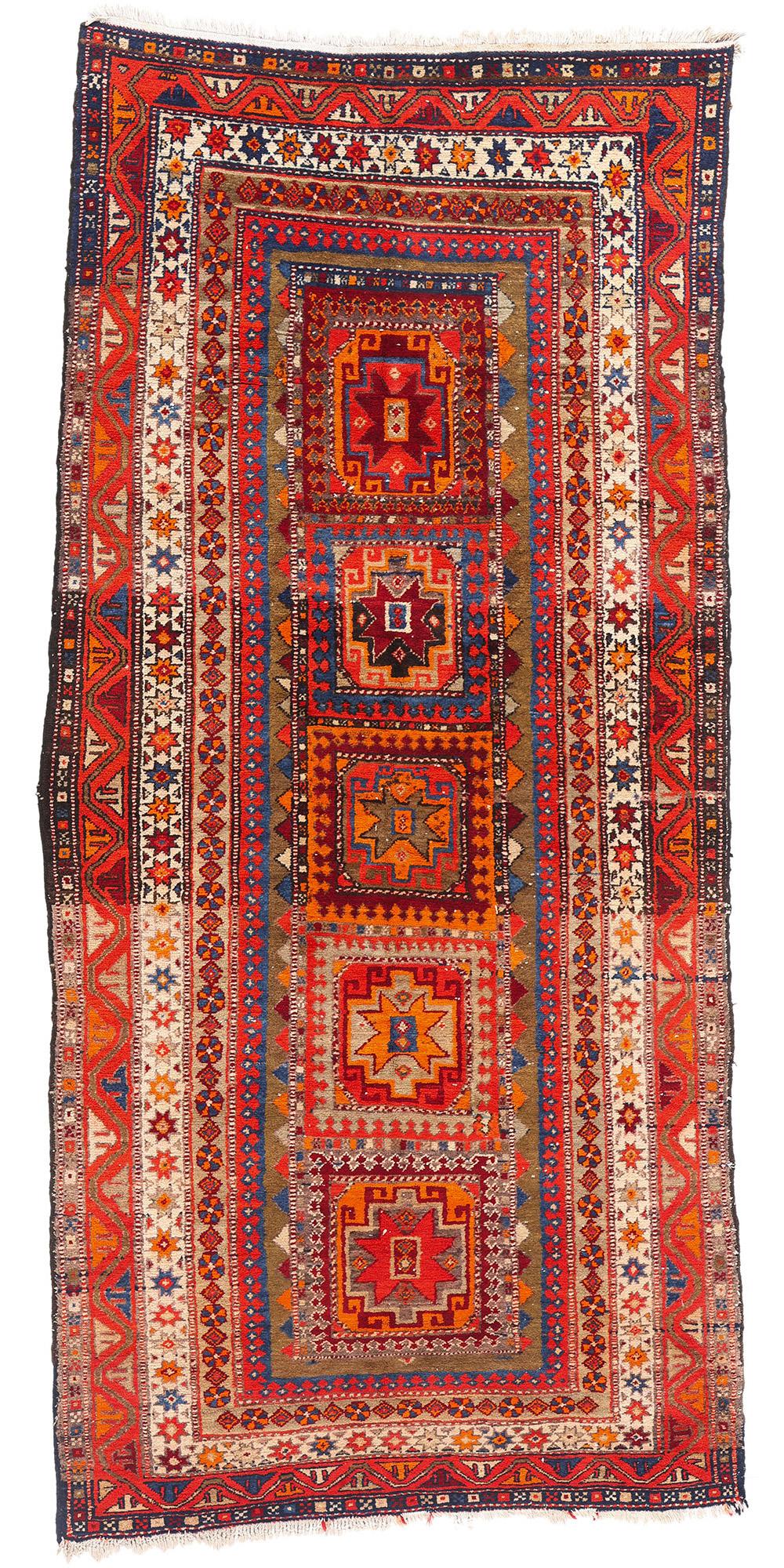 Alfombra tribal kazaka de 1920 en venta 2