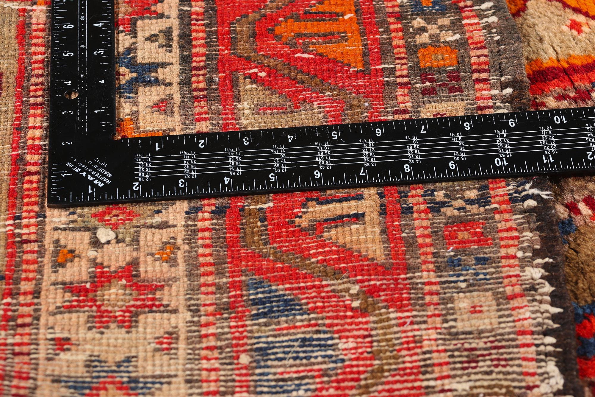 Alfombra tribal kazaka de 1920 en Desgastado estado para la venta en Dallas, TX