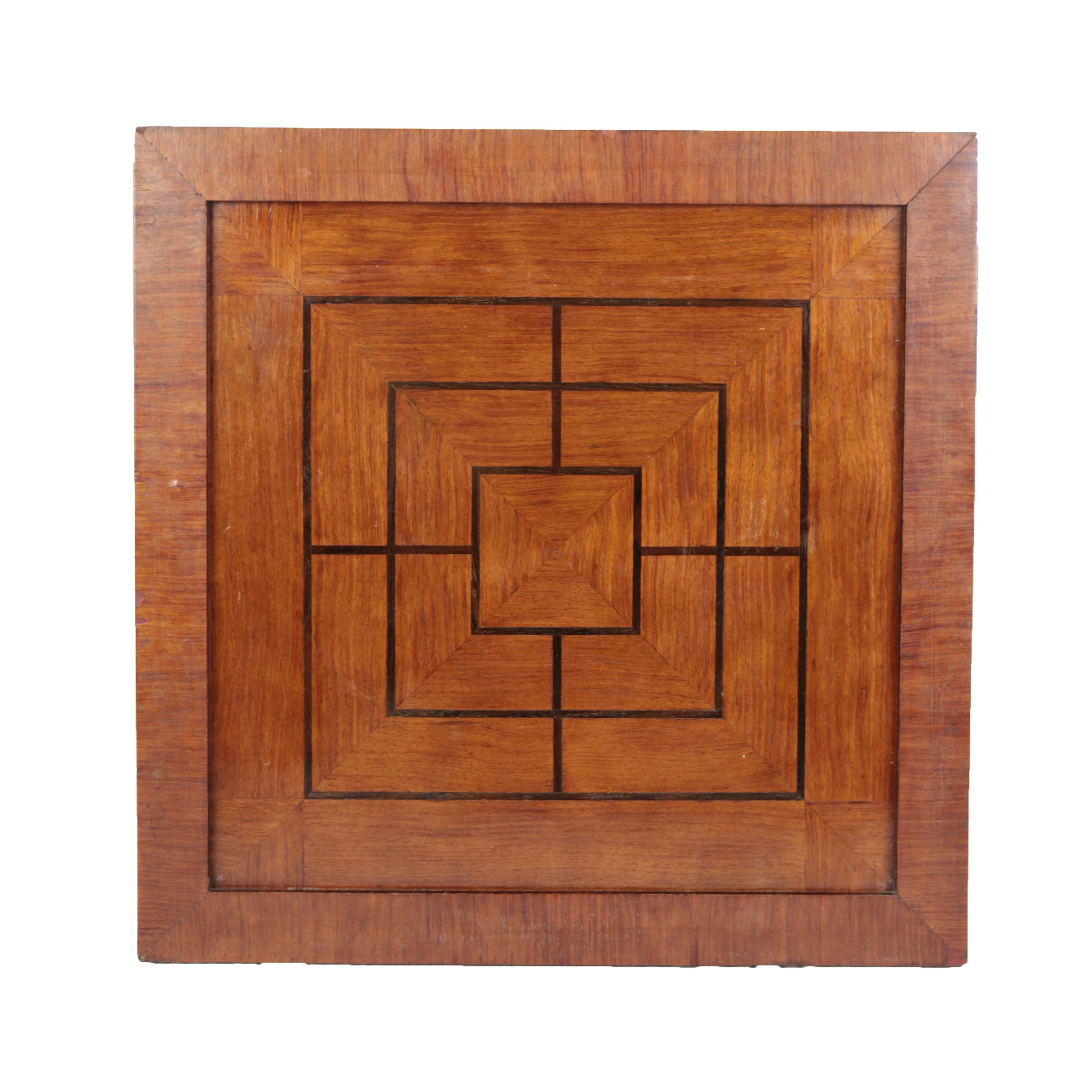 1920s Chess and Play Board, Mahogany and Rosewood Veneer & Marquetry, Red Brown (Französisch) im Angebot