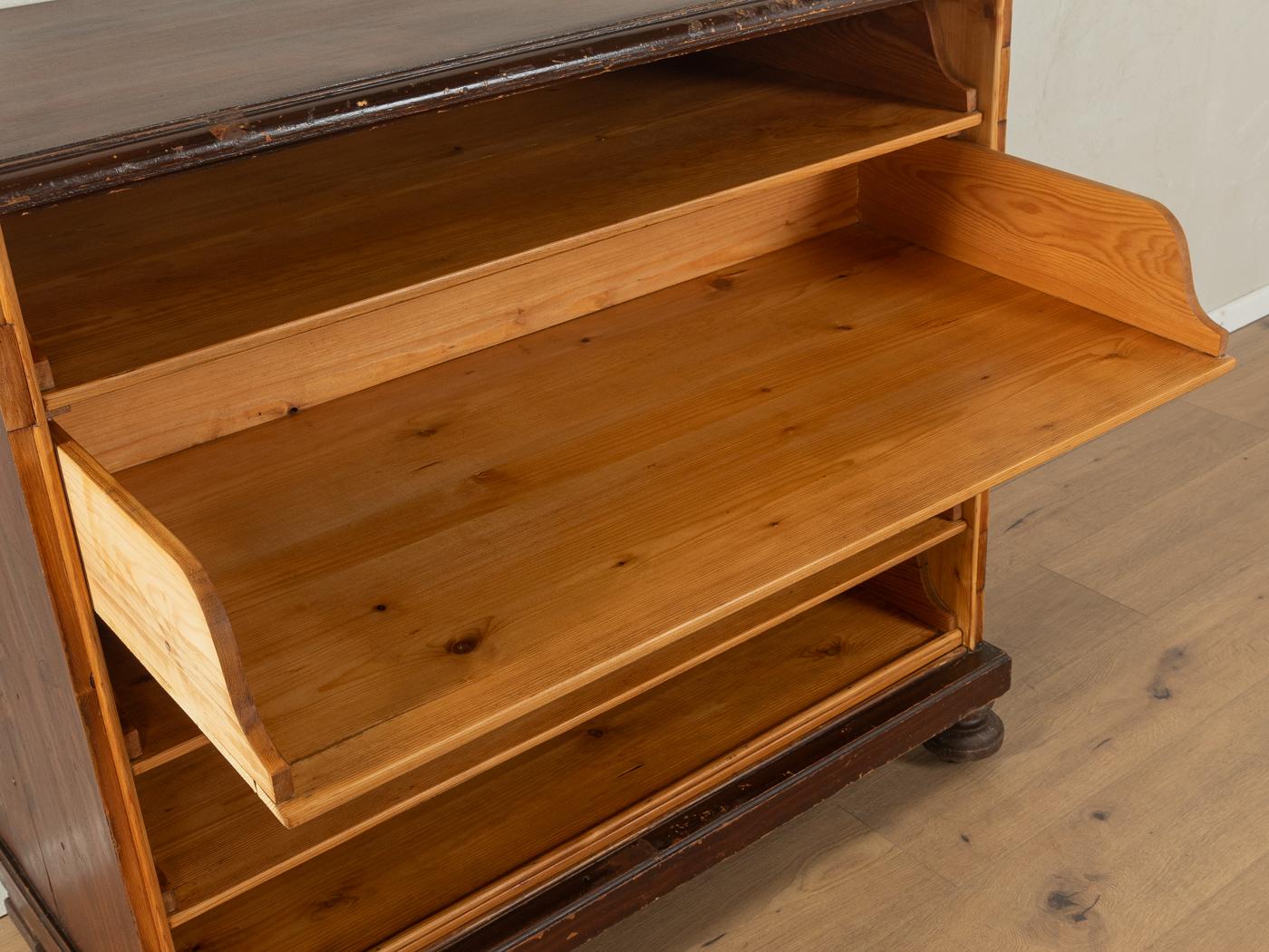 Walnut 1920s Chest of Drawers For Sale