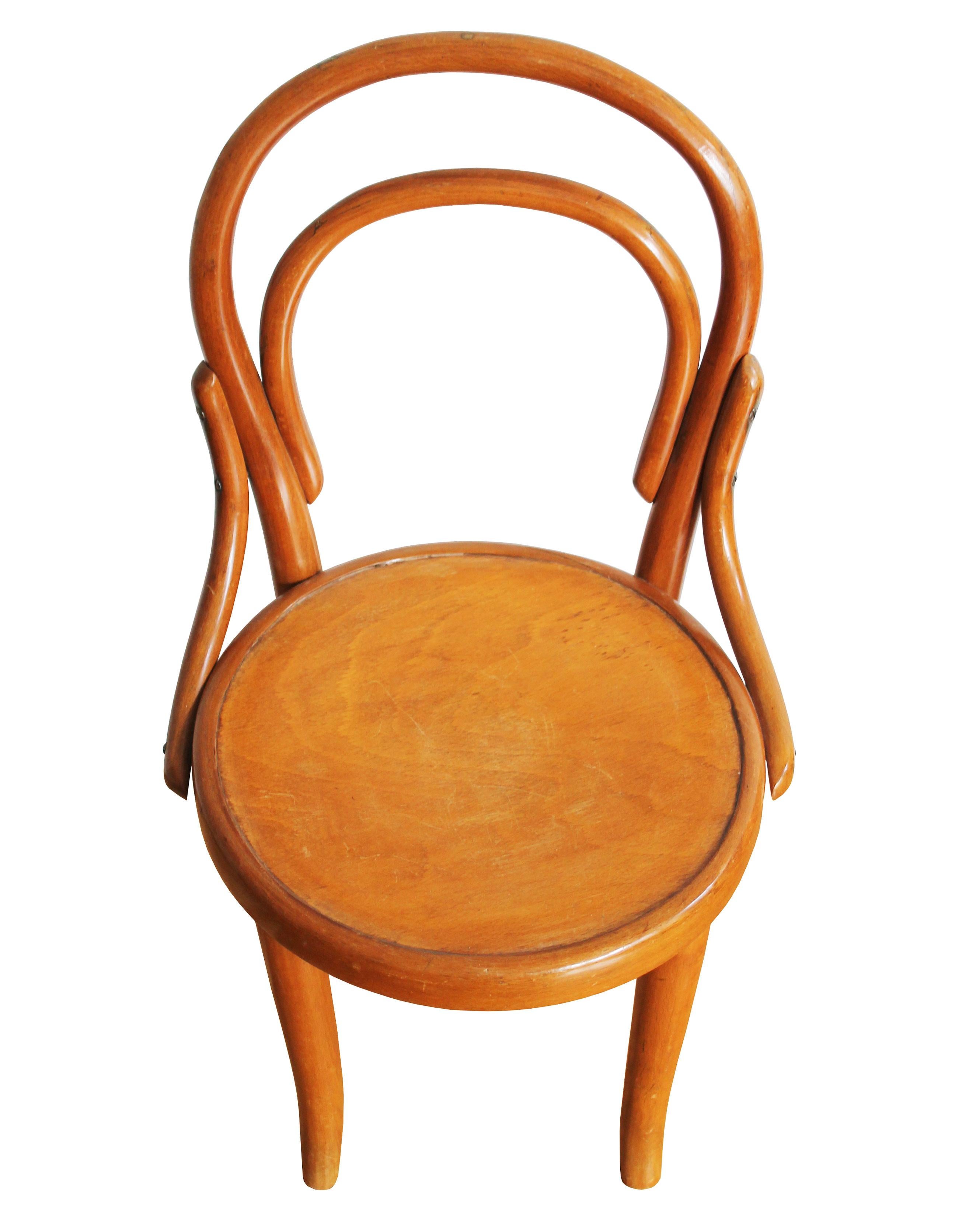 1920's Children Chair Model No.1 by Gebrüder Thonet In Good Condition For Sale In Brno, CZ