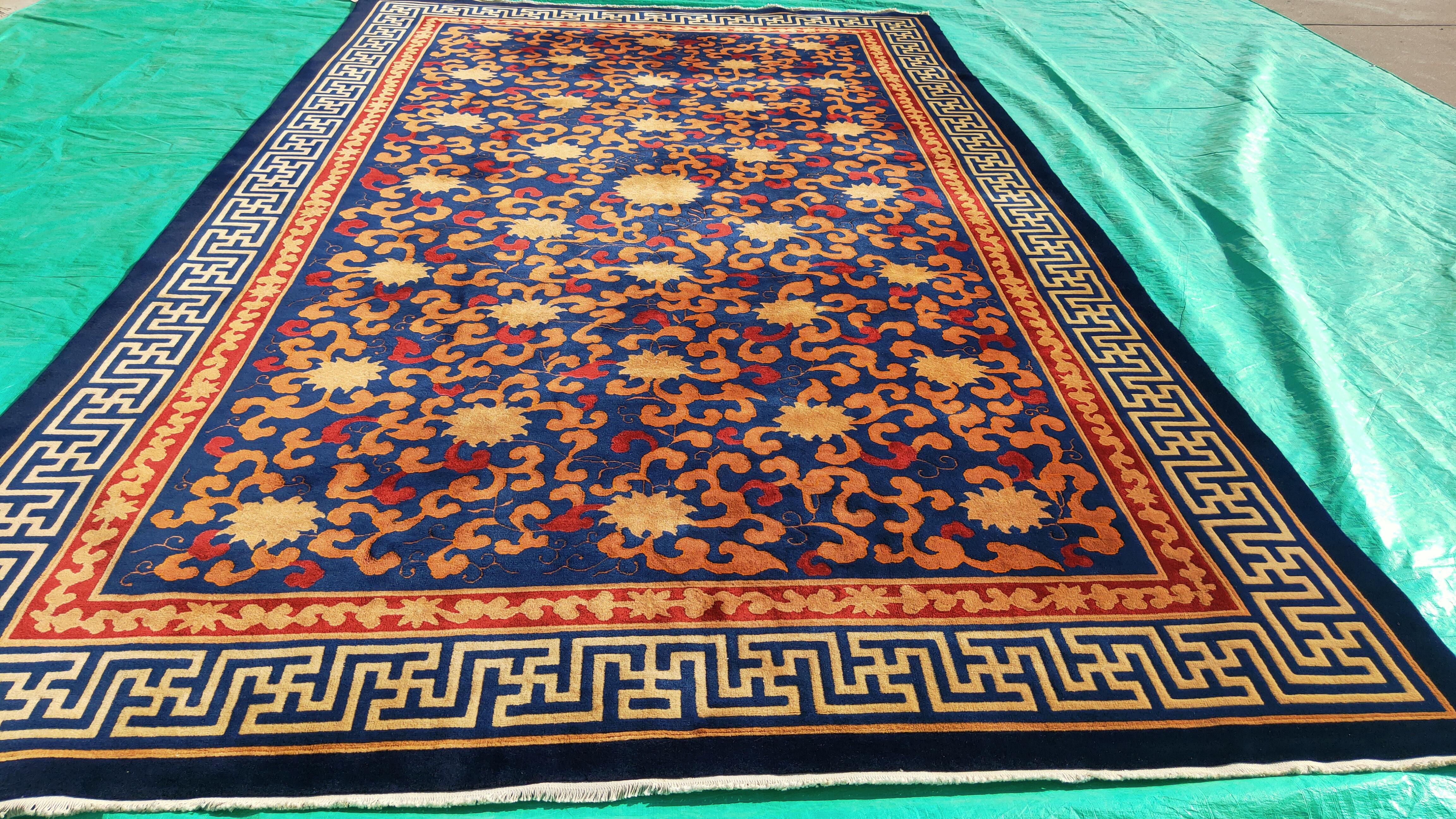 1920s Chinese Art Deco Carpet (  9' x 14' 9