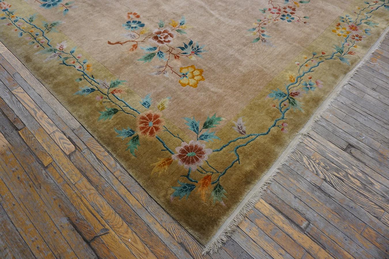 1920s Chinese Art Deco Carpet ( 9' x 12'- 275 x 365 ) In Good Condition For Sale In New York, NY