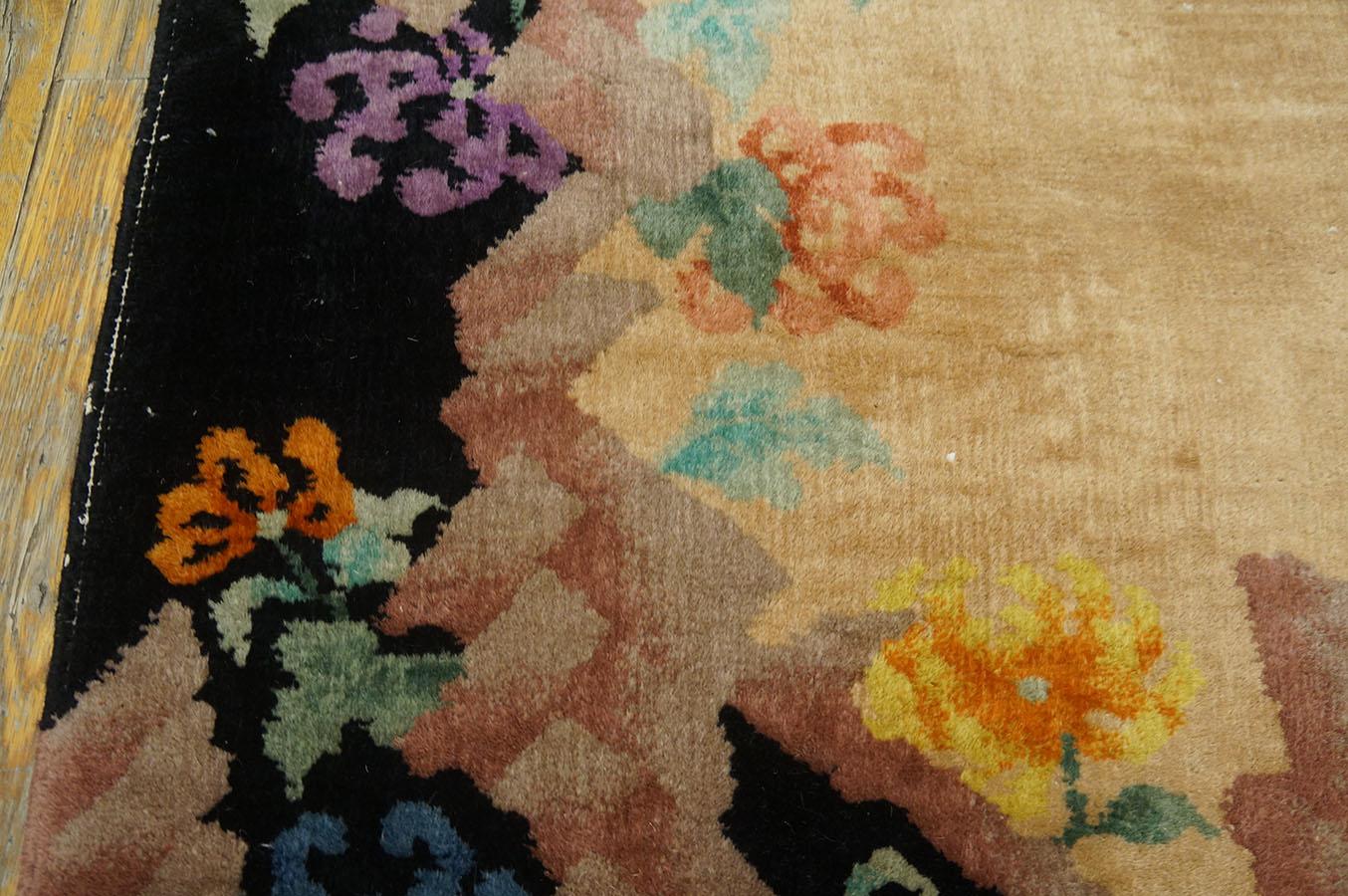 Tapis chinois Art Déco des années 1920 par Nichols Workshop ( 3' x 4'8'' - 92 x 142 ) en vente 1