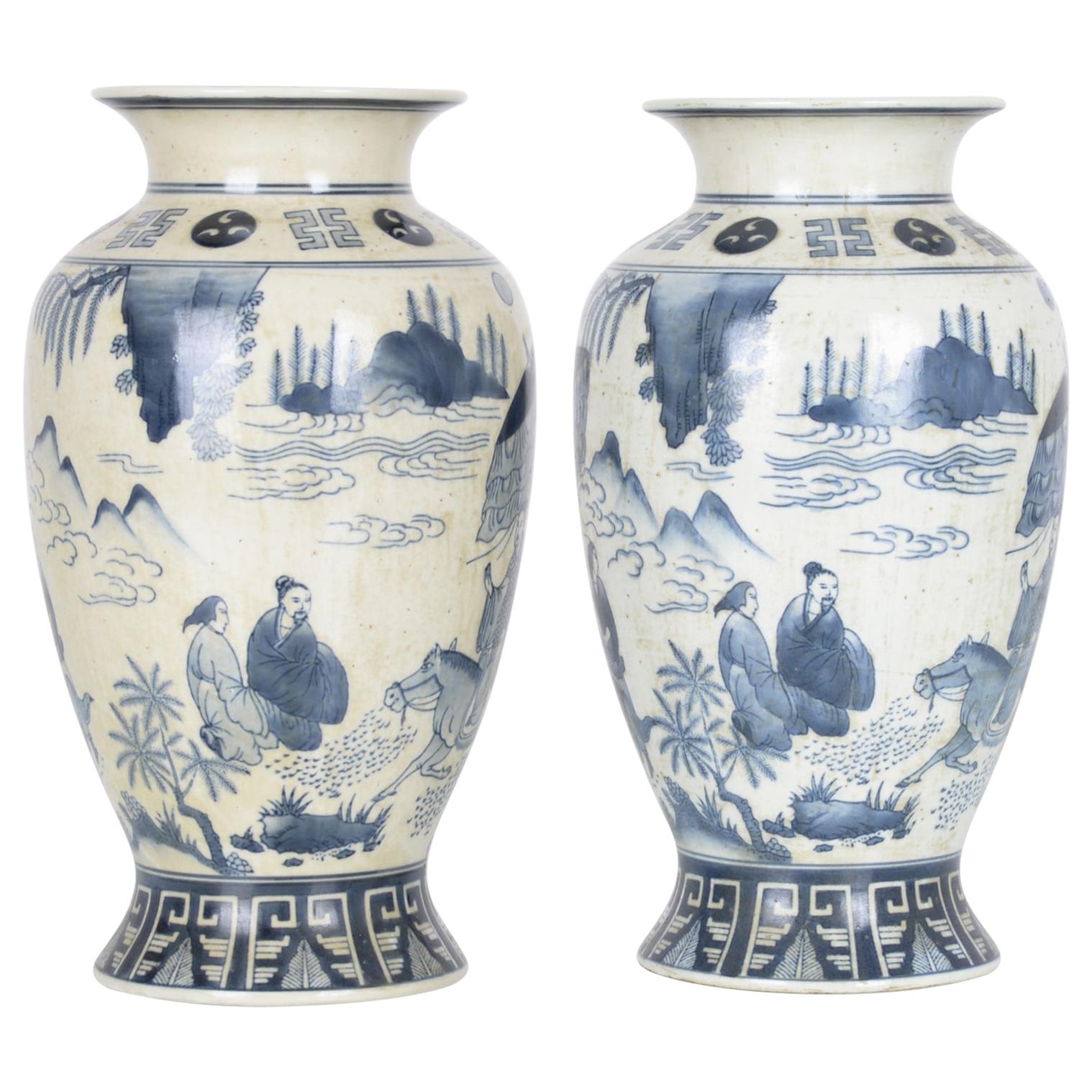 1920s Chinese Blue and White Matching Painted Vases, a Pair