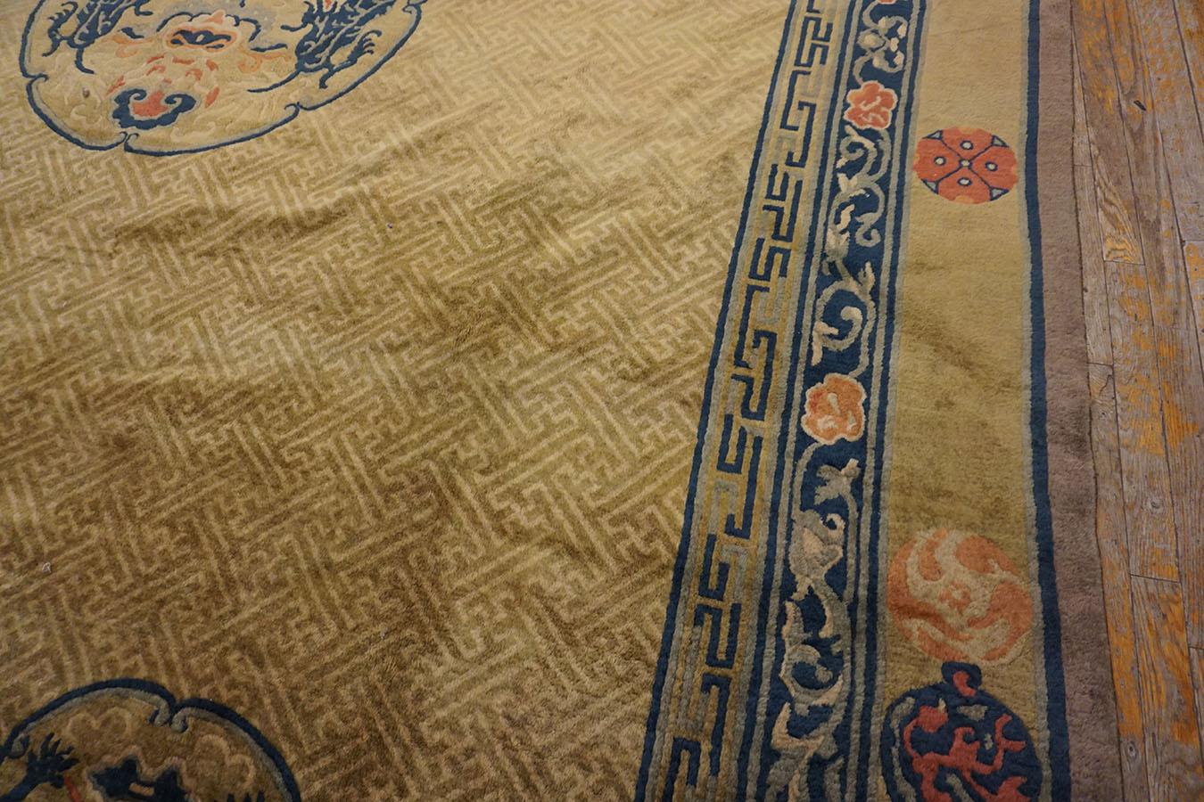Tapis chinois des années 1920 11' x18' Bon état - En vente à New York, NY