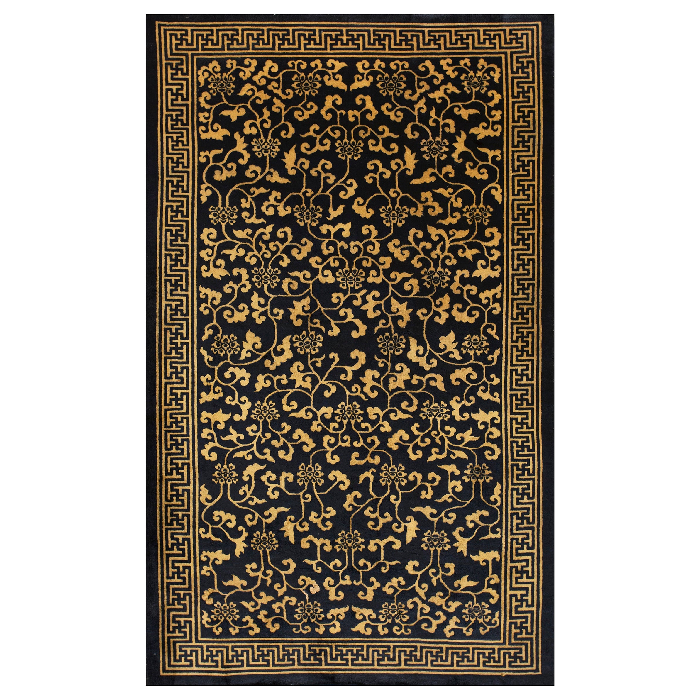 1920s Chinese Peking Carpet (  6' x 9'8'' - 183 x 295 ) For Sale