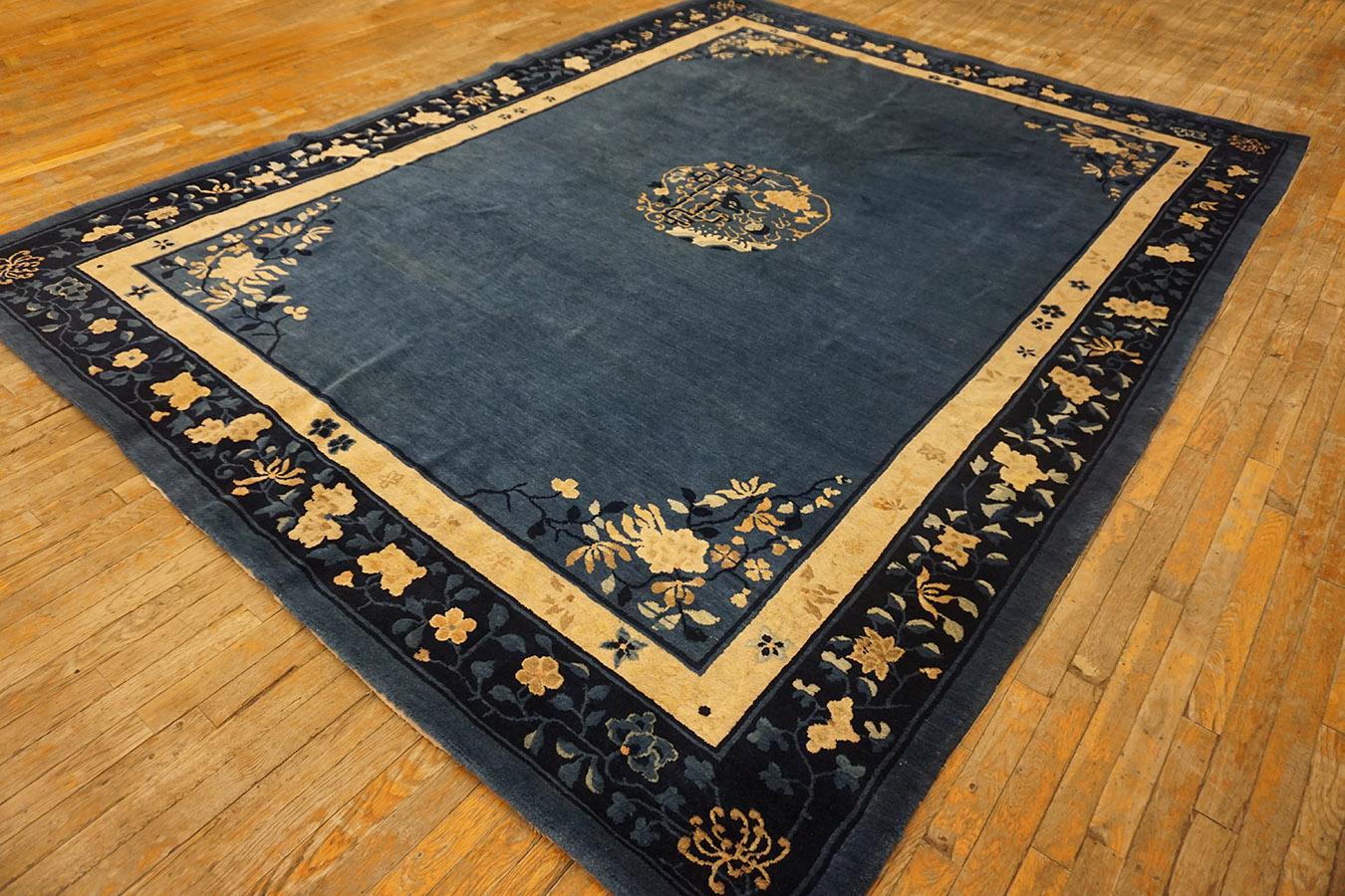1920s Chinese Peking Carpet ( 8' 1'' x 10' 7'' - 245 x 322 cm ) For Sale 4