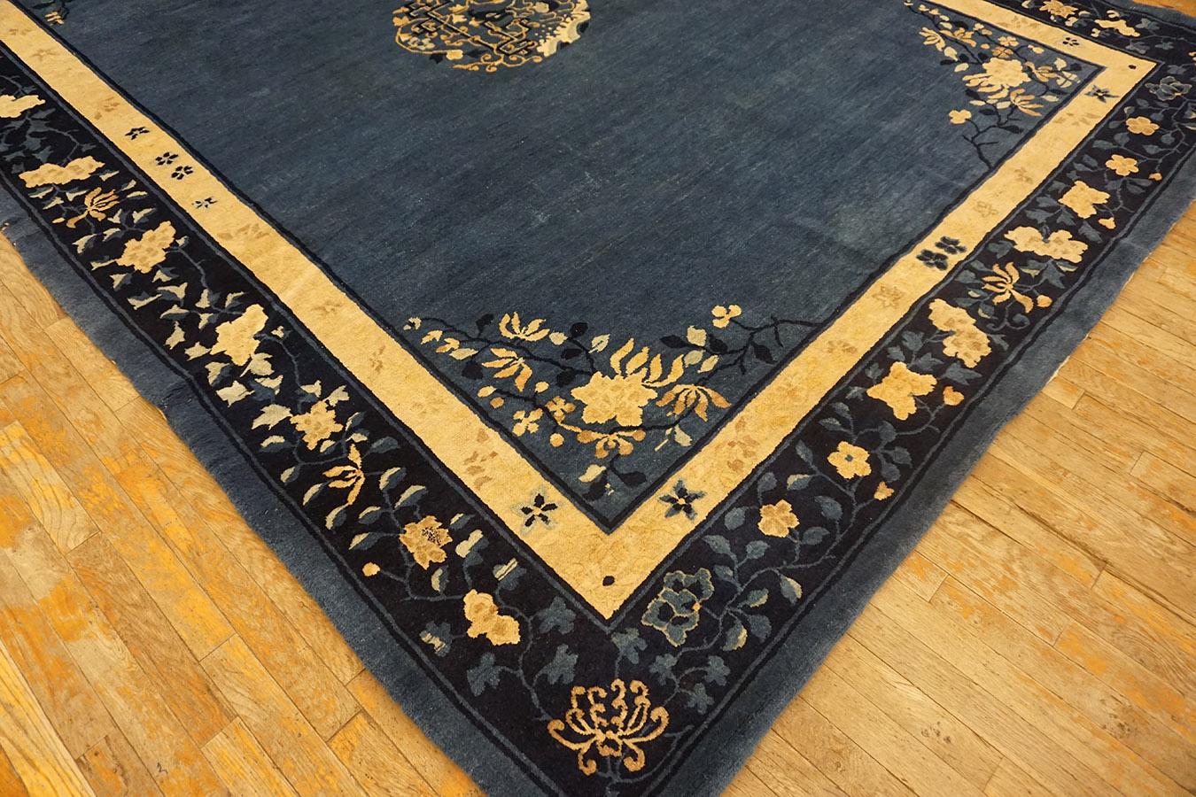 Hand-Knotted 1920s Chinese Peking Carpet ( 8' 1'' x 10' 7'' - 245 x 322 cm ) For Sale